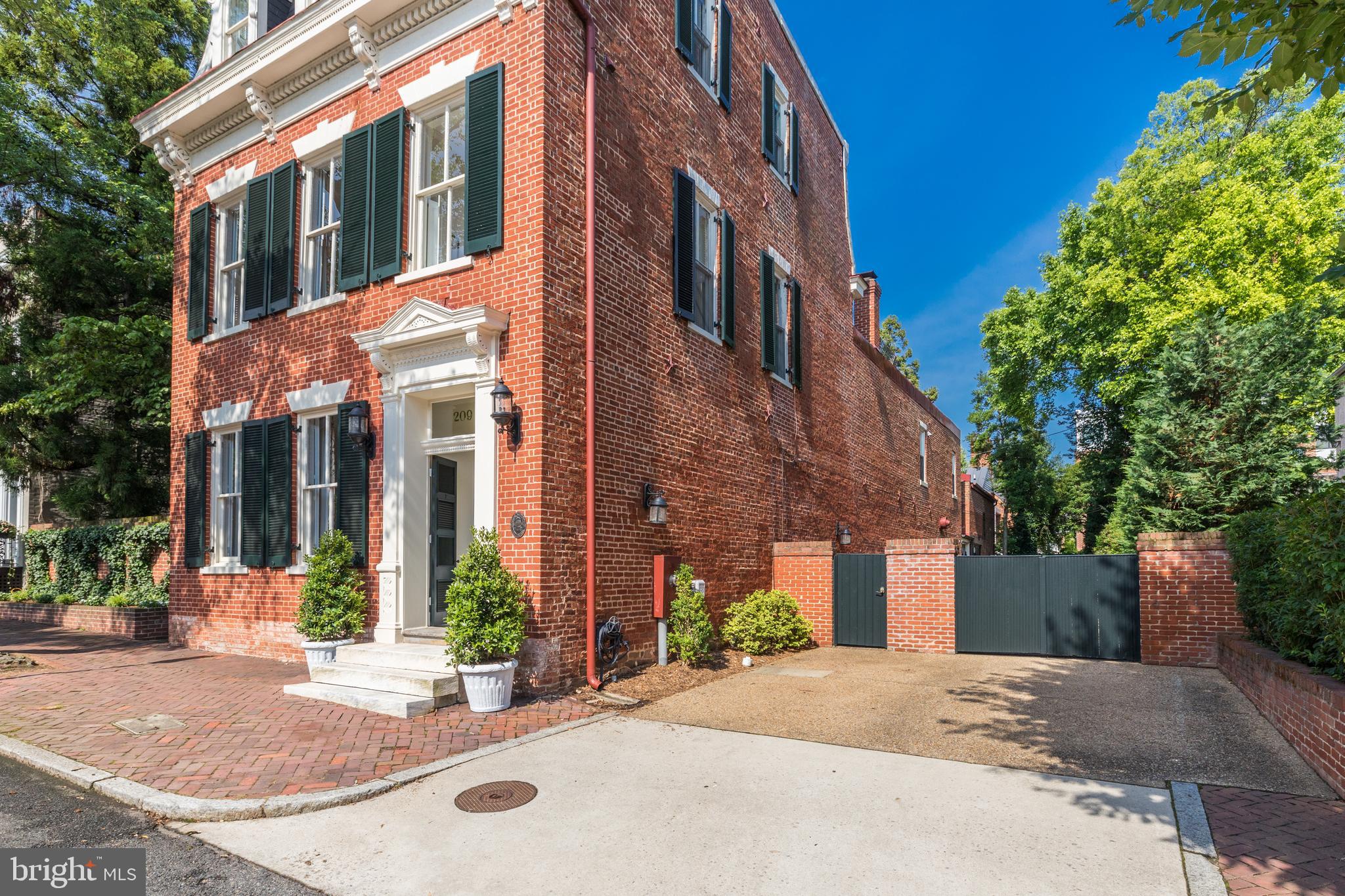 OLD TOWN SE QUADRANT - Residential