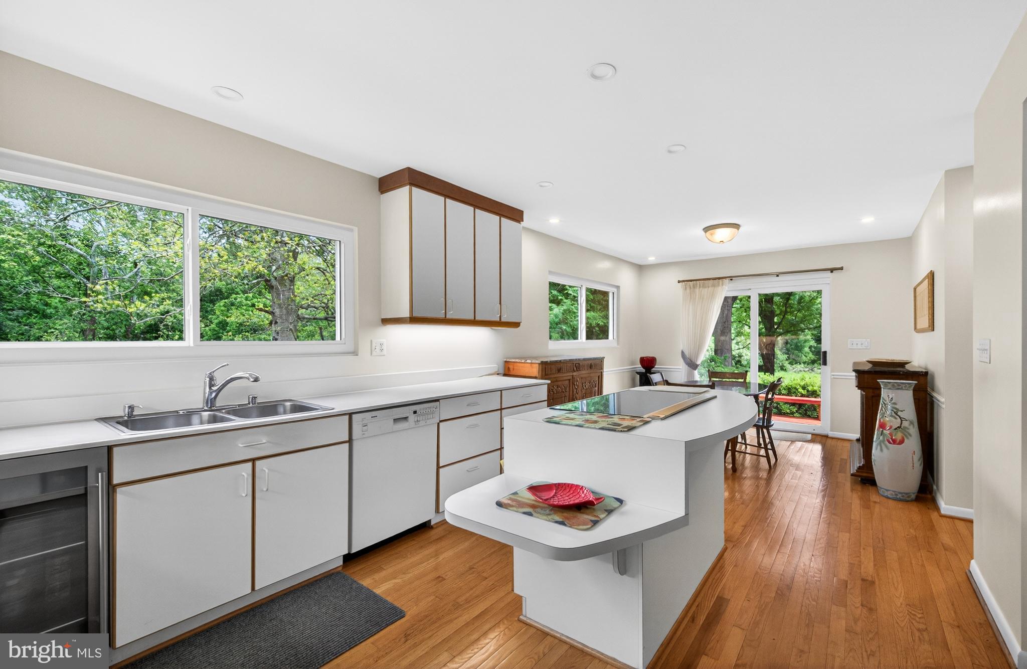 THE CLOISTERS OF FAIRFAX - Residential
