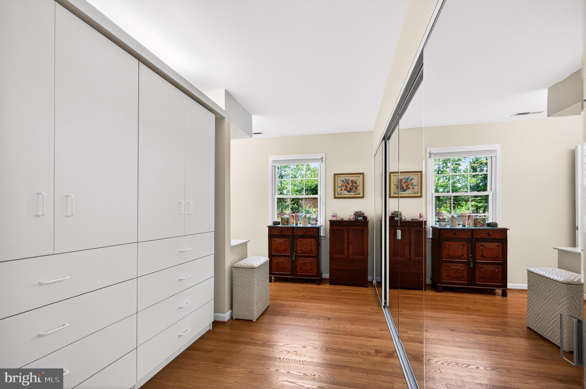 THE CLOISTERS OF FAIRFAX - Residential