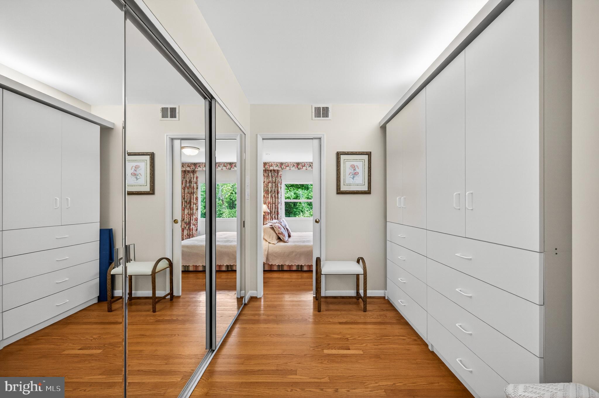 THE CLOISTERS OF FAIRFAX - Residential