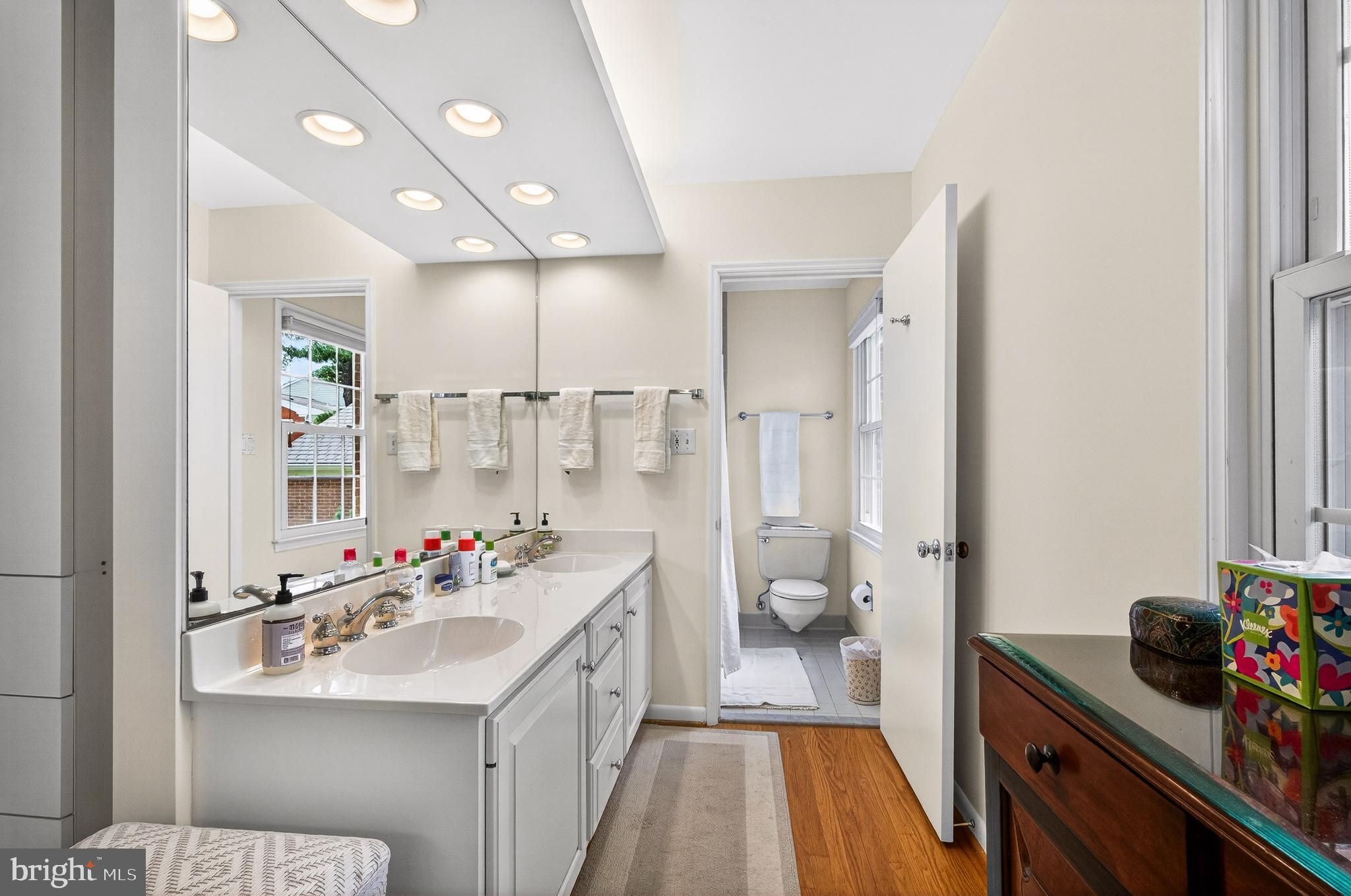 THE CLOISTERS OF FAIRFAX - Residential