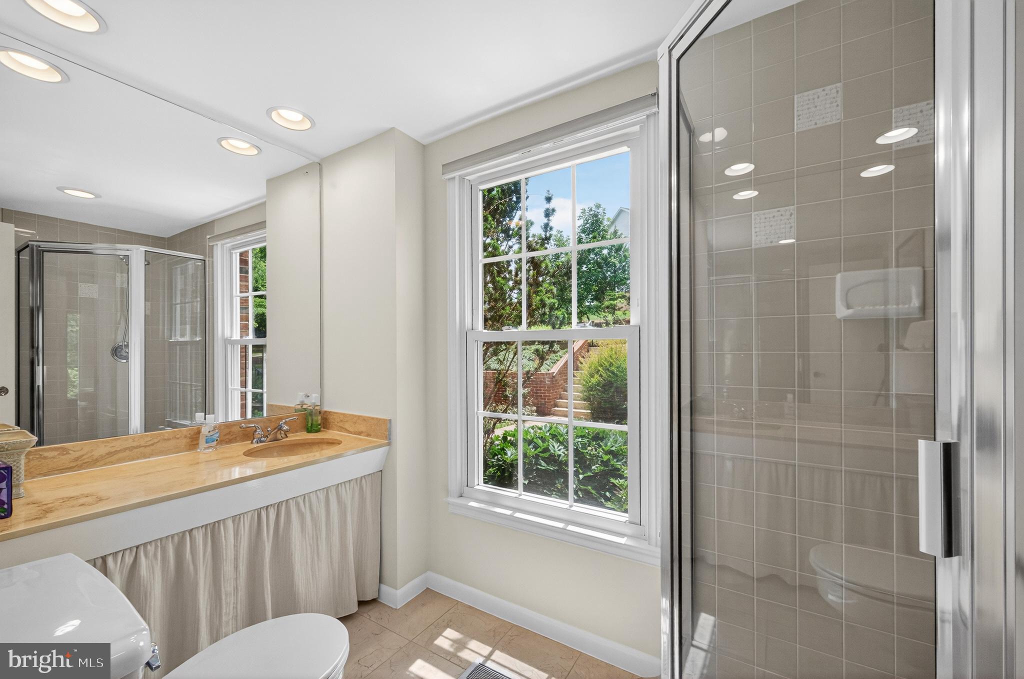 THE CLOISTERS OF FAIRFAX - Residential