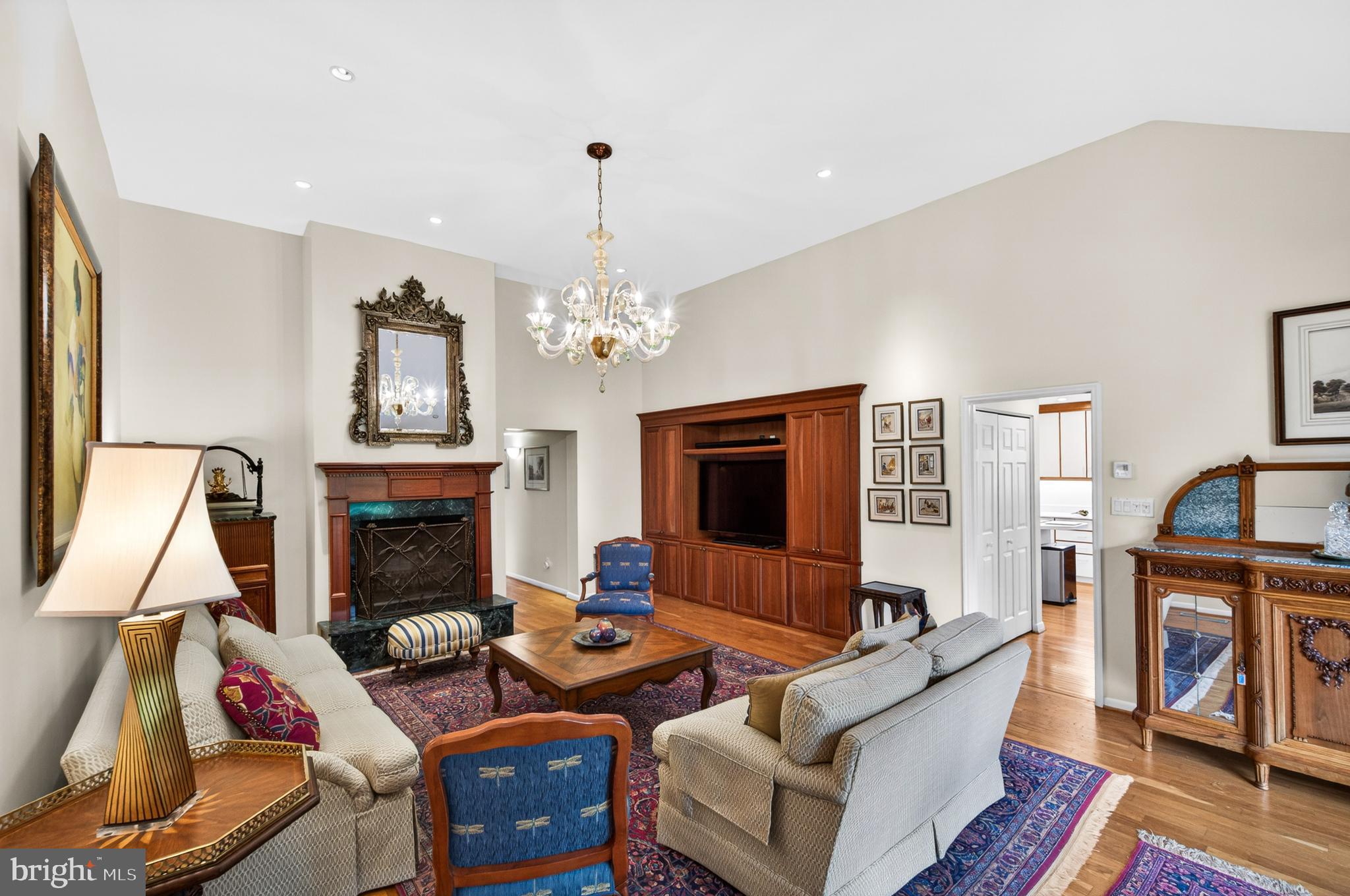 THE CLOISTERS OF FAIRFAX - Residential