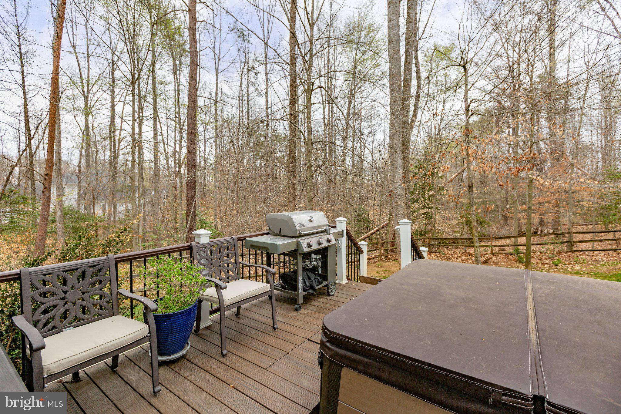 RIVER GLEN - Residential