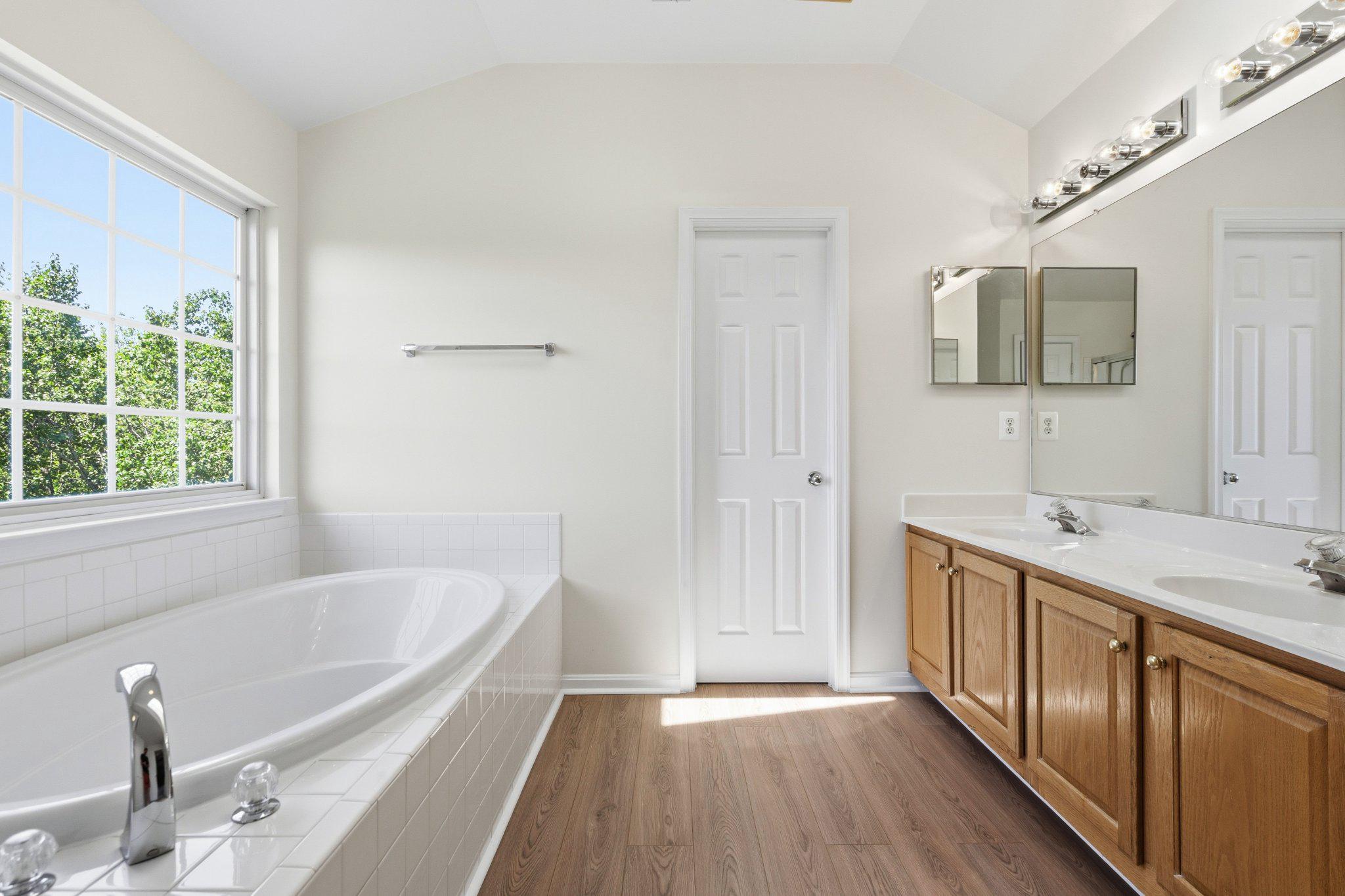 KINGSBROOKE - Residential