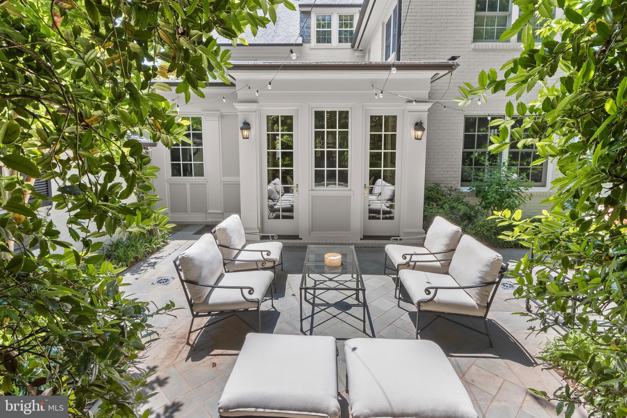 CHEVY CHASE - Residential
