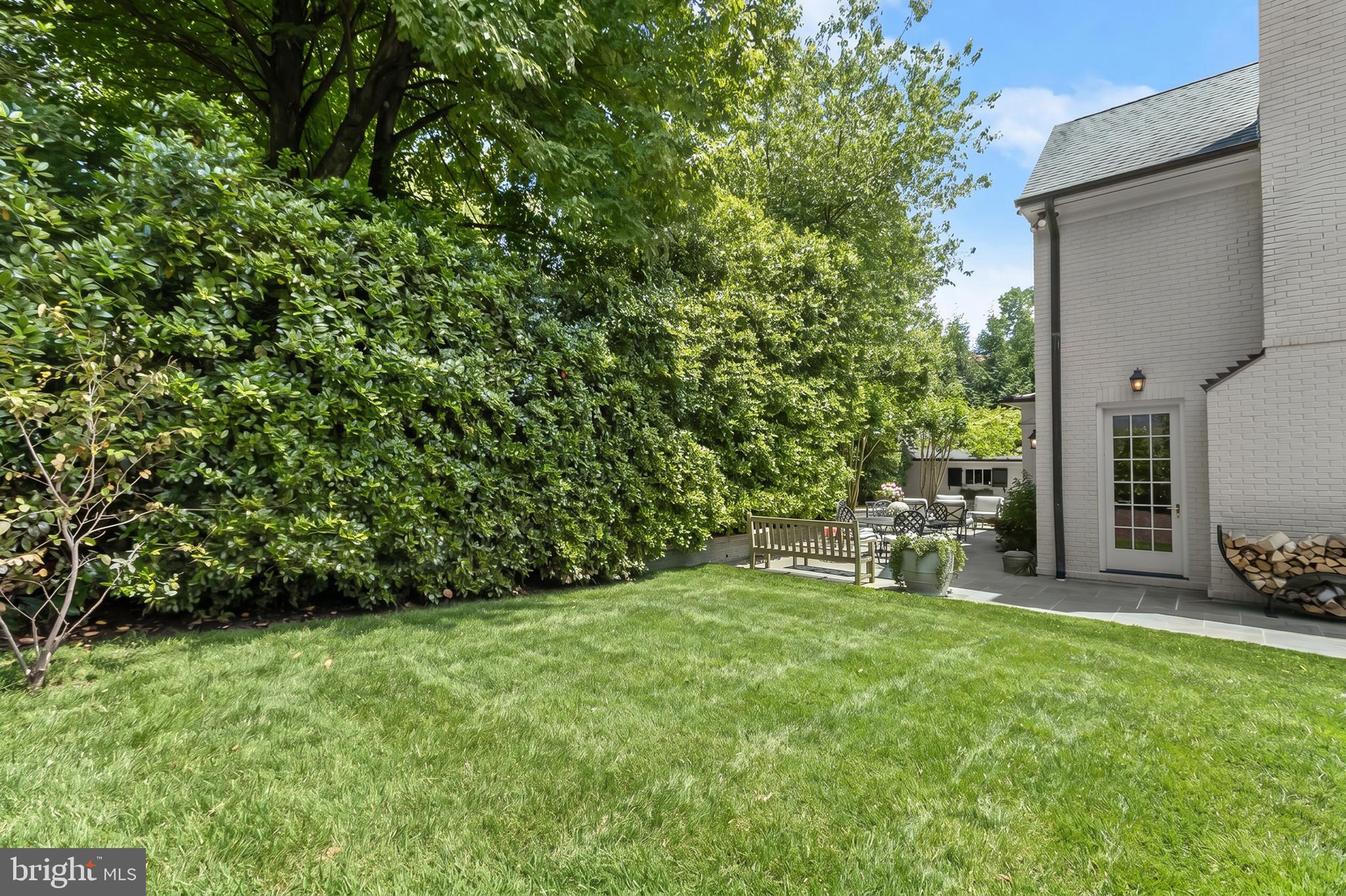 CHEVY CHASE - Residential