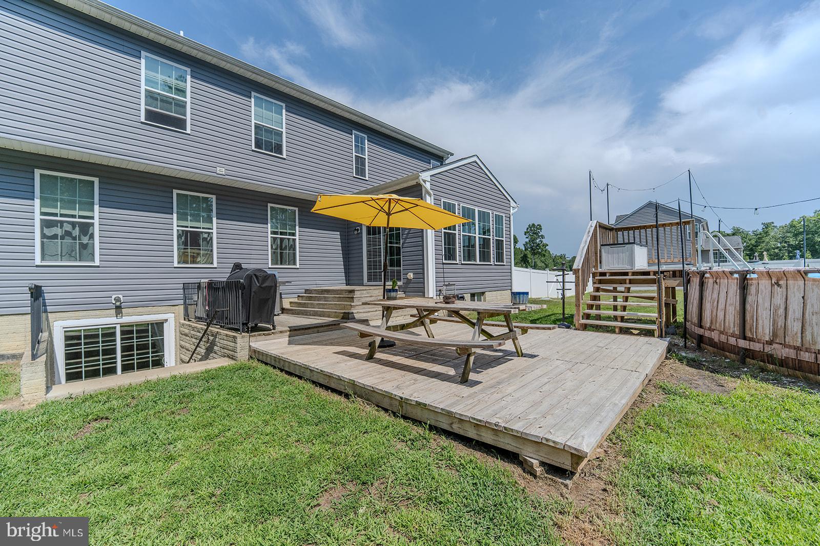 THE CROSSINGS AT RIVERSIDE FARMS - Residential