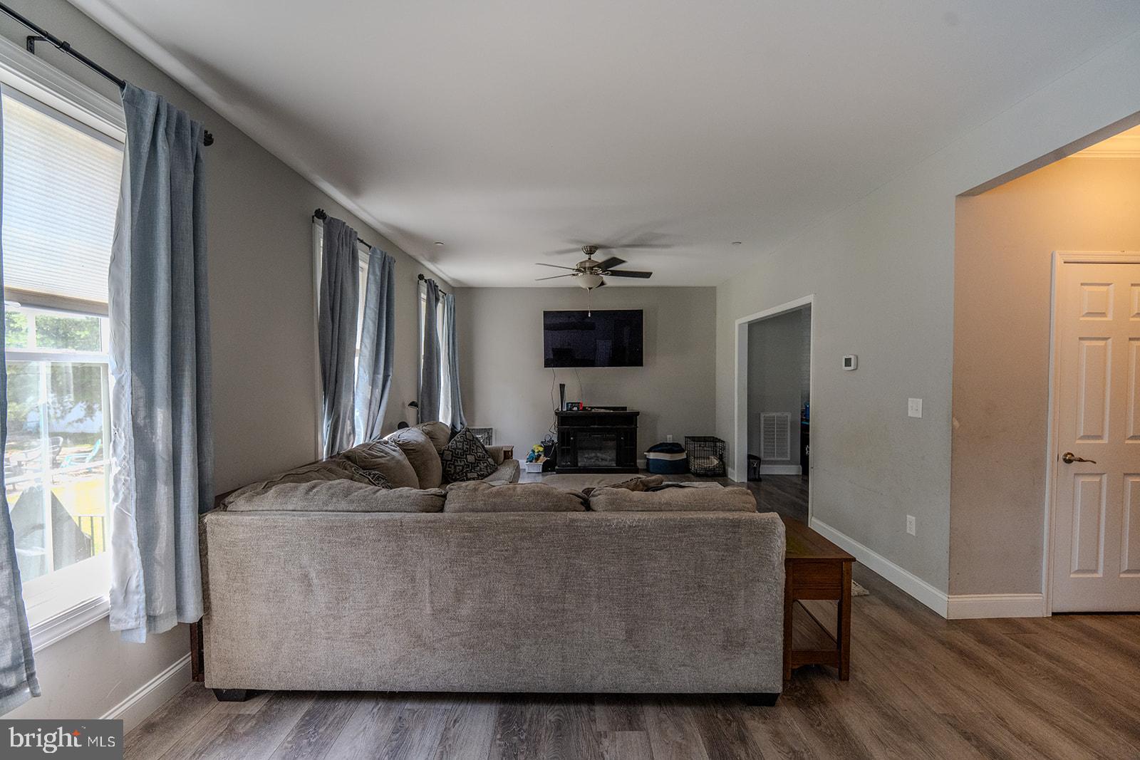 THE CROSSINGS AT RIVERSIDE FARMS - Residential