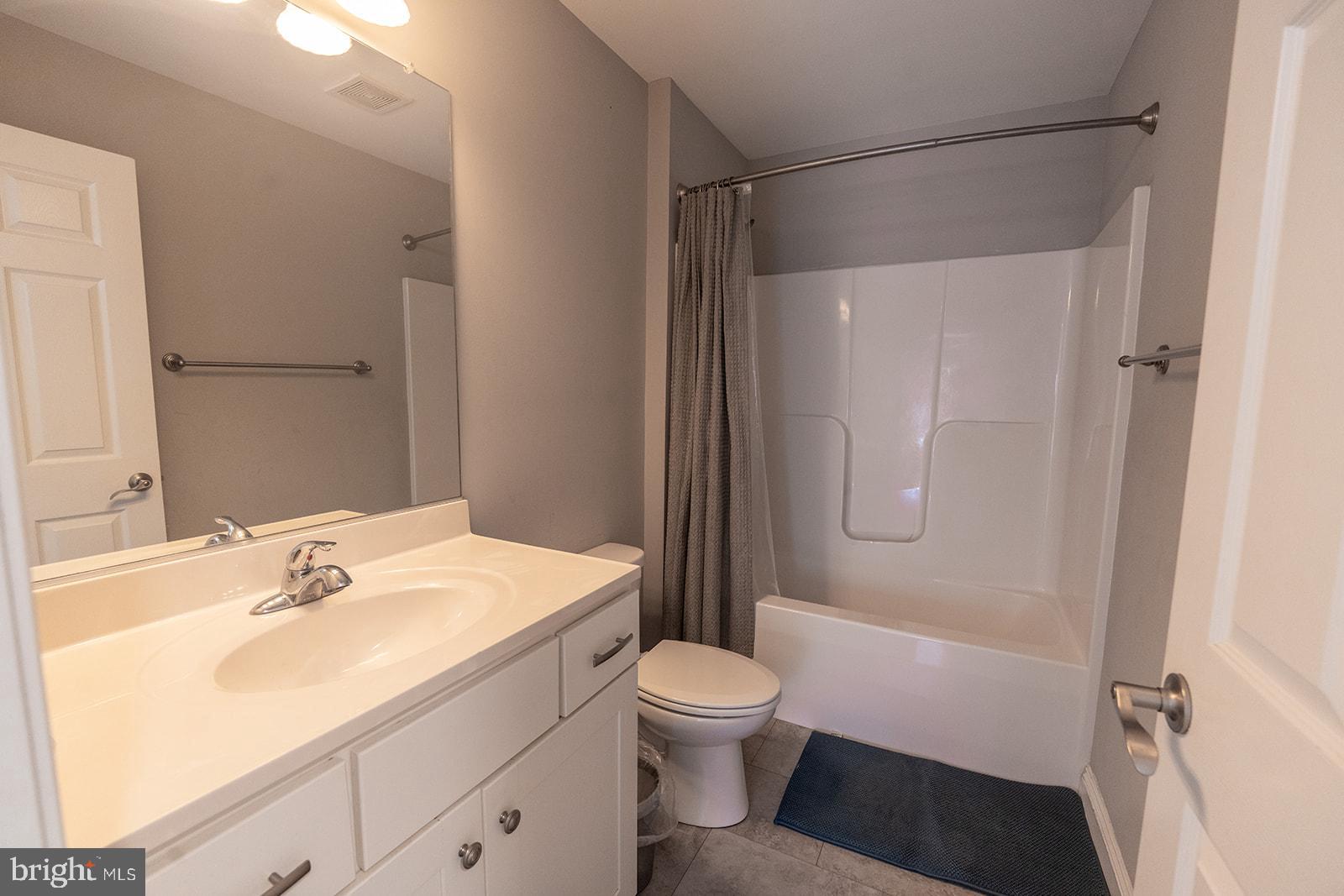 THE CROSSINGS AT RIVERSIDE FARMS - Residential