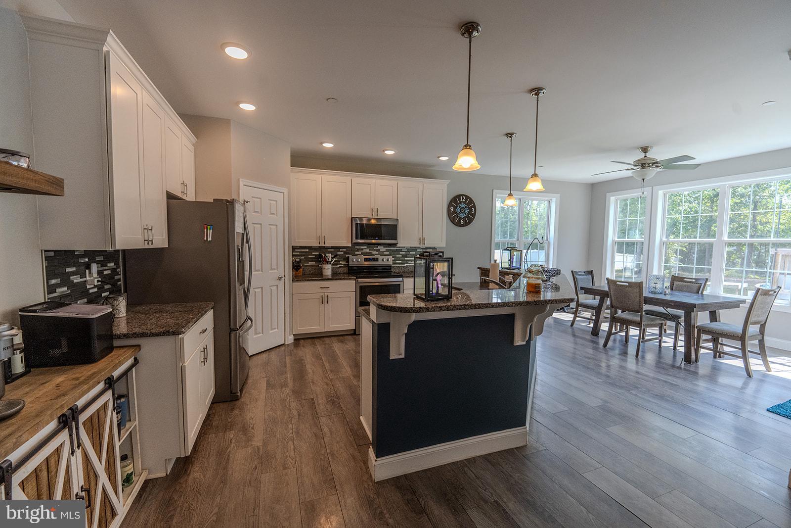 THE CROSSINGS AT RIVERSIDE FARMS - Residential