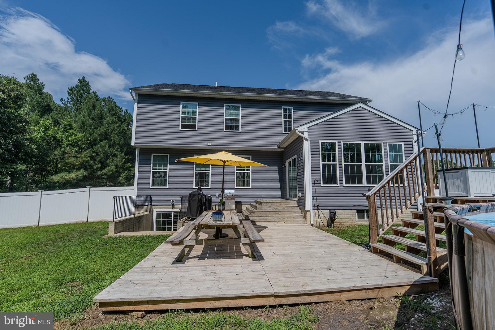 THE CROSSINGS AT RIVERSIDE FARMS - Residential
