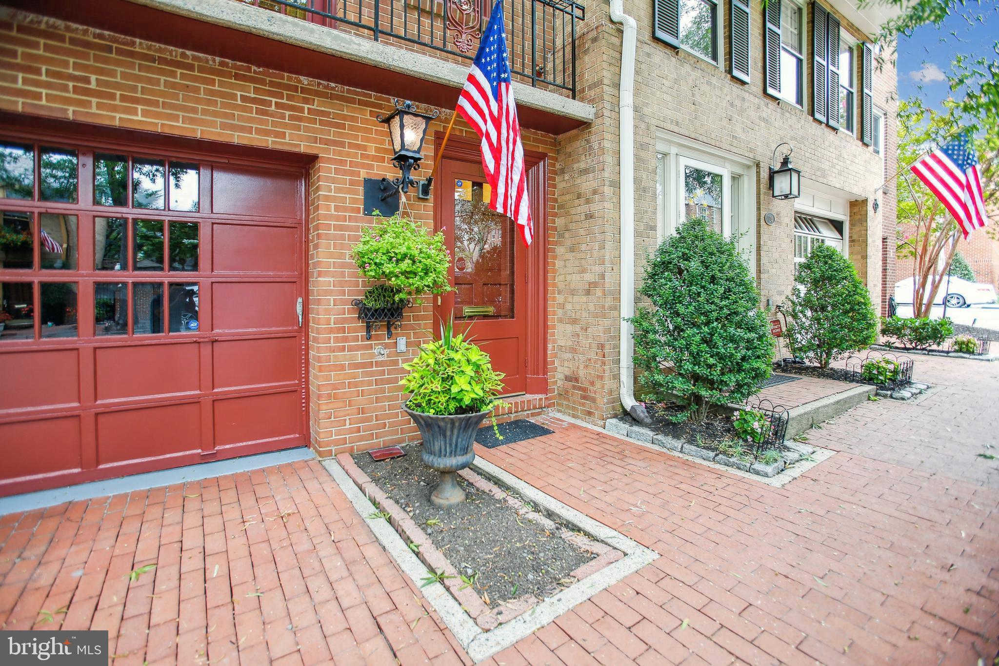 BRANDT TOWNHOUSE - Residential