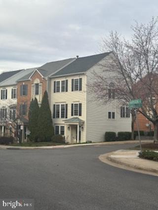 SUMMERS GROVE - Residential Lease