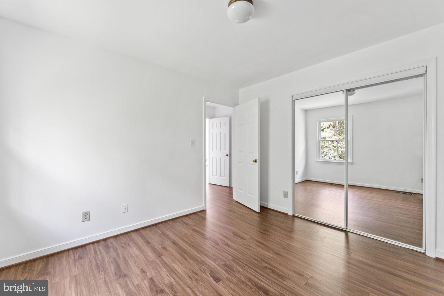 MILL GARDEN - Residential Lease