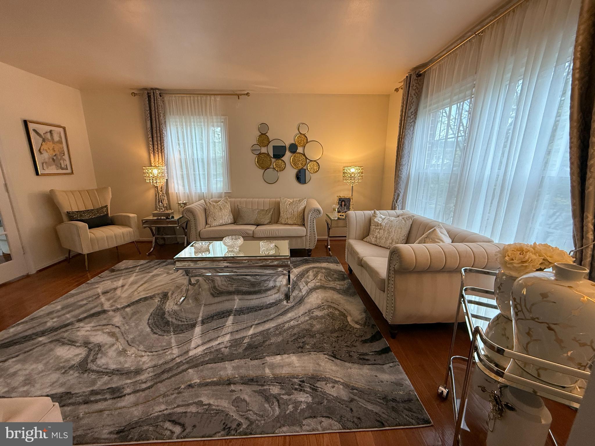 BROOKFIELD - Residential Lease
