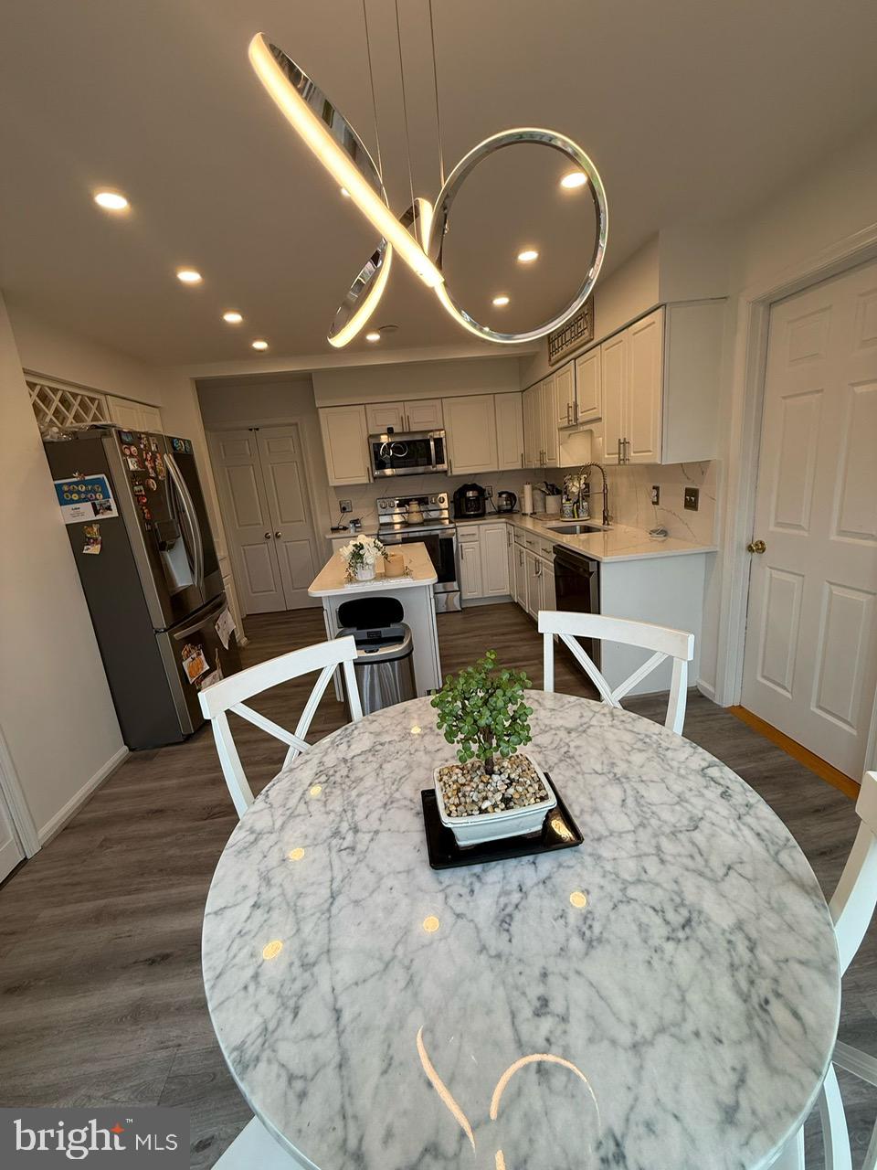 BROOKFIELD - Residential Lease