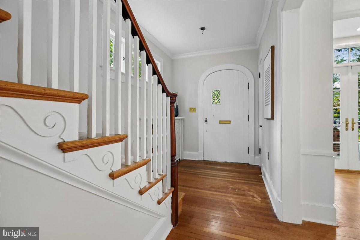 CHEVY CHASE - Residential