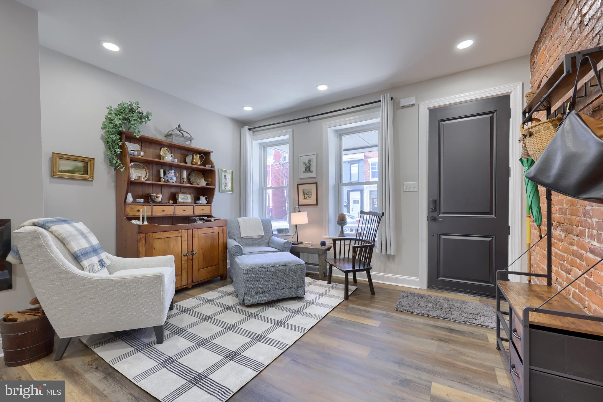 COLUMBIA BOROUGH - Residential