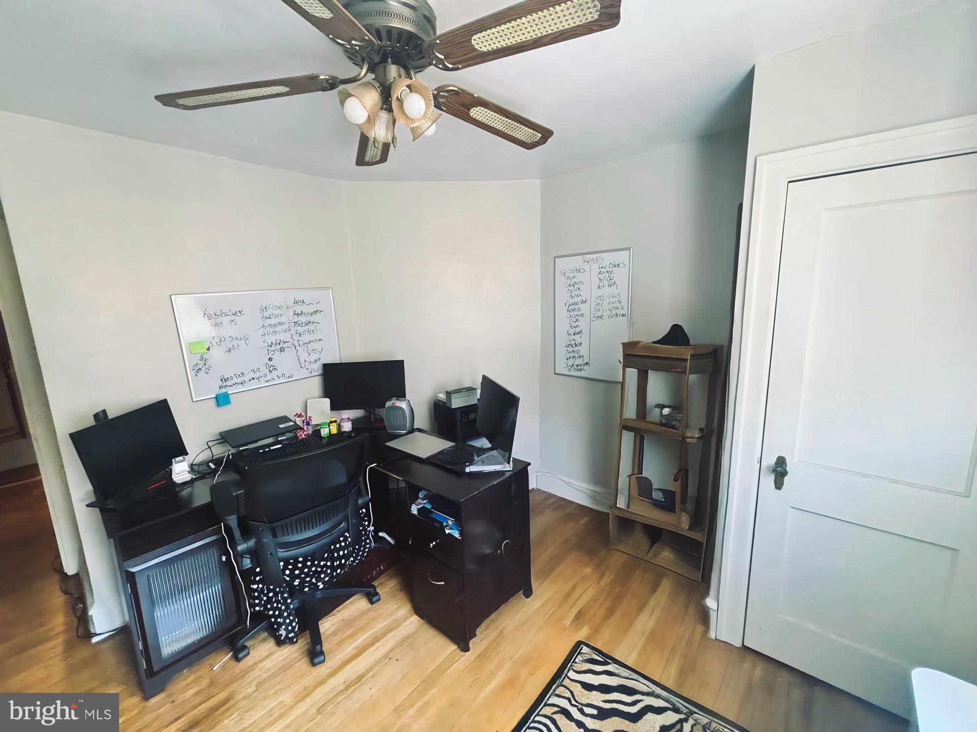 EAST OAK LANE - Residential