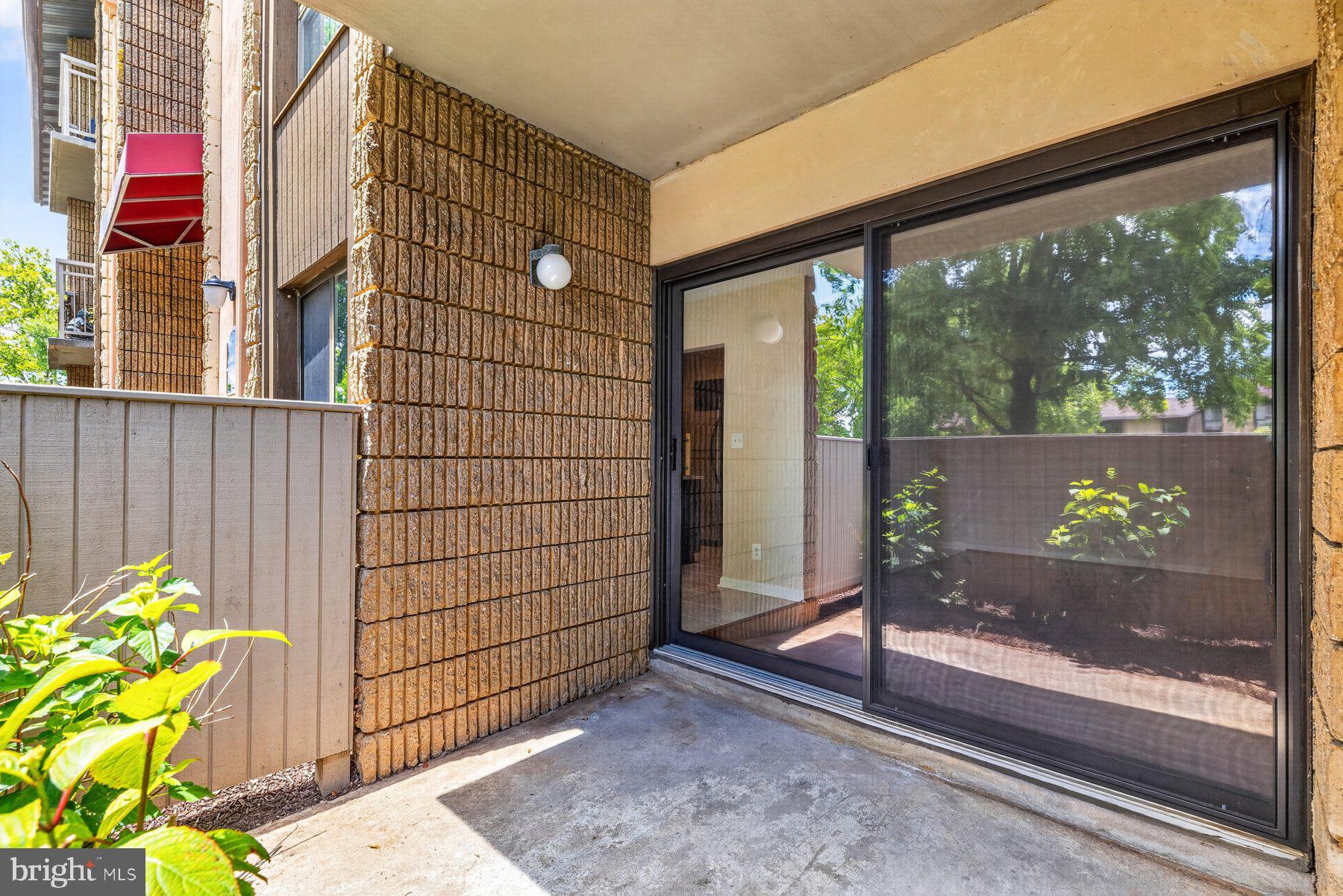 VILLAGE OF LONG REACH - Residential