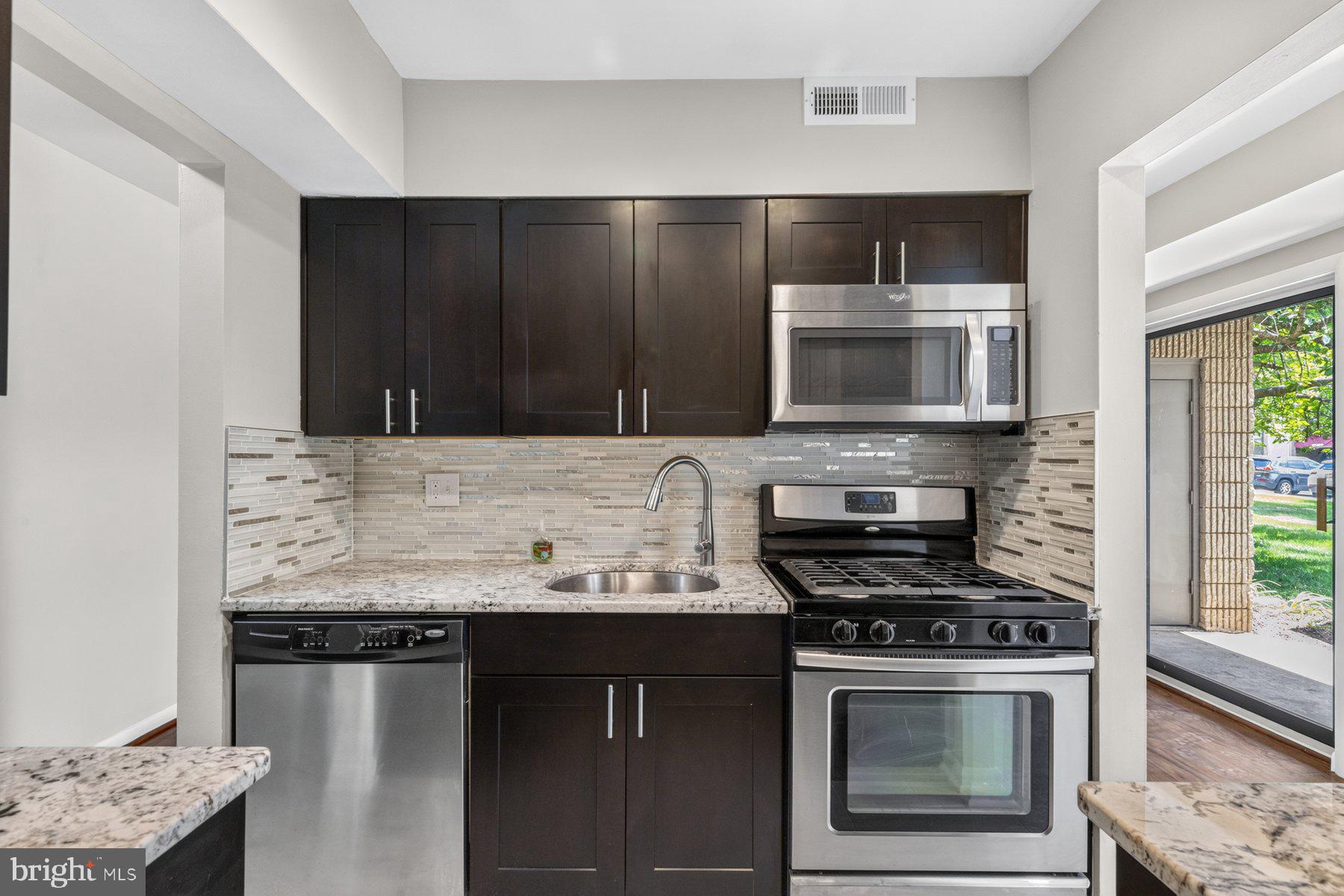 VILLAGE OF LONG REACH - Residential