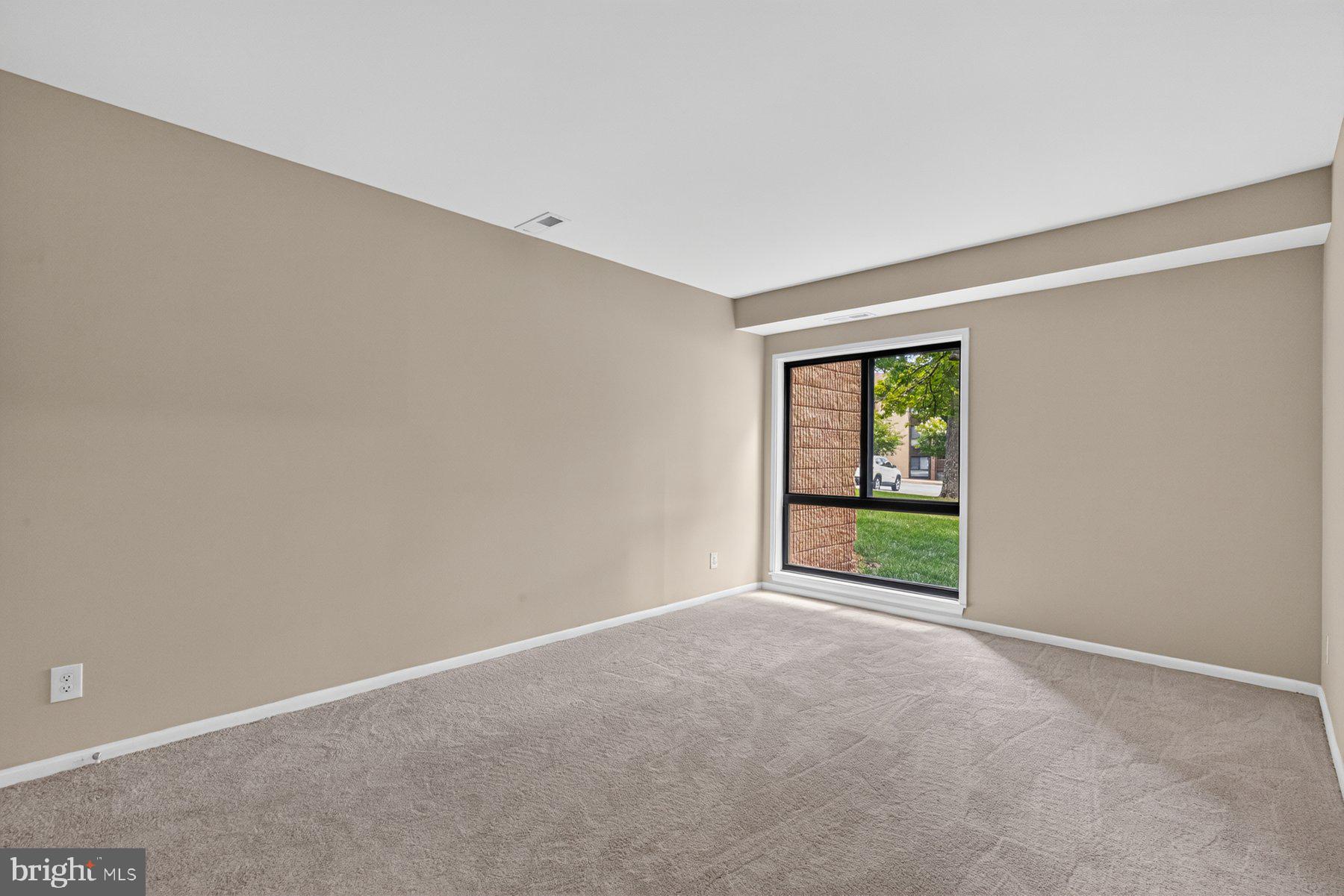 VILLAGE OF LONG REACH - Residential