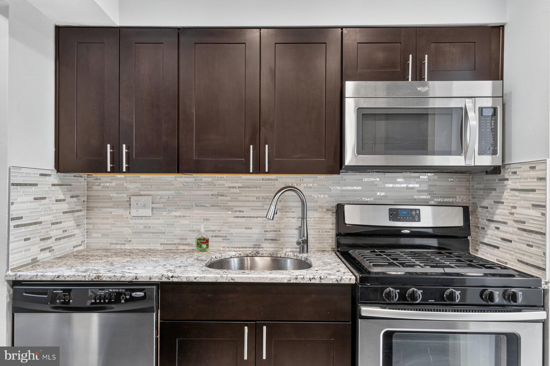 VILLAGE OF LONG REACH - Residential