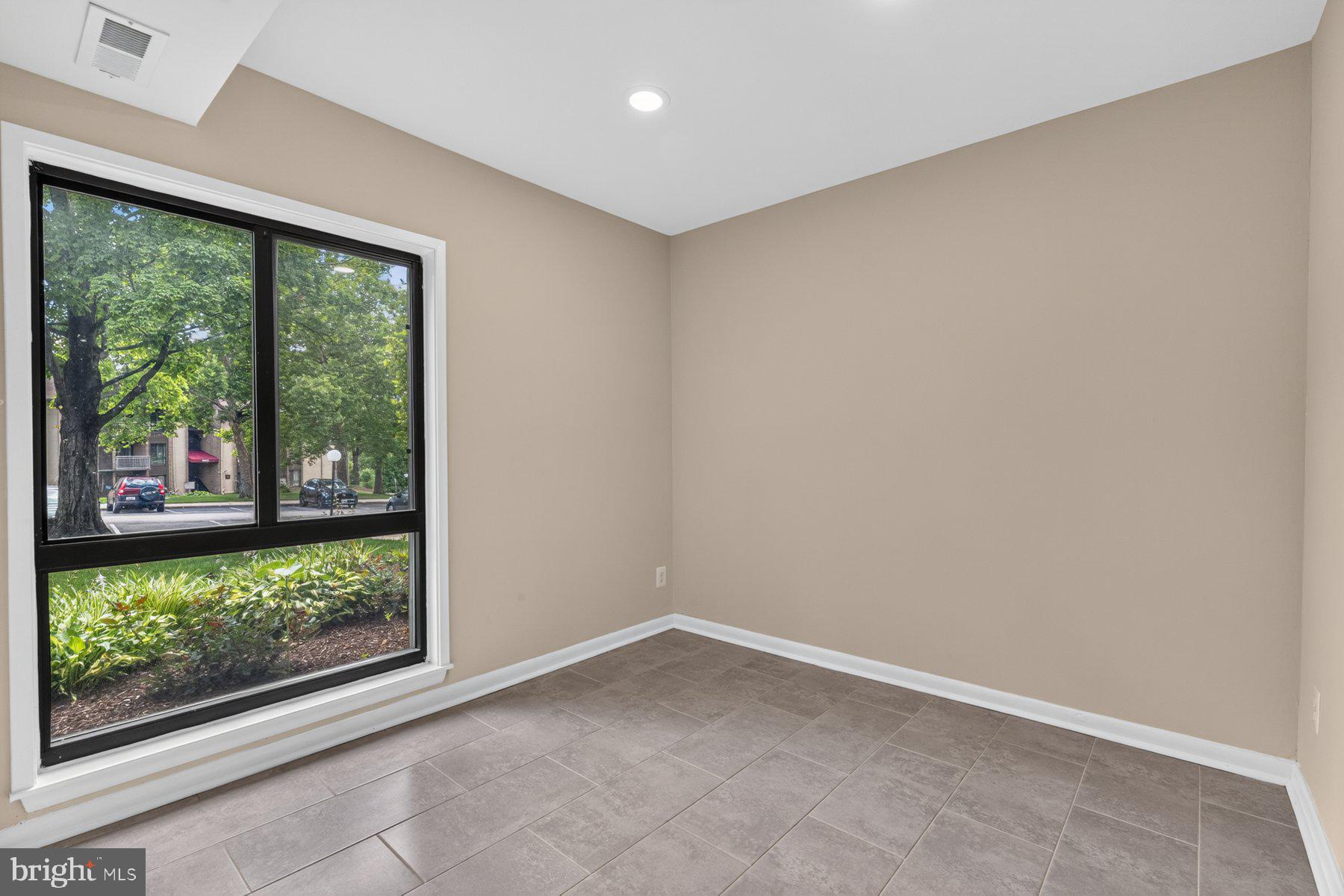 VILLAGE OF LONG REACH - Residential