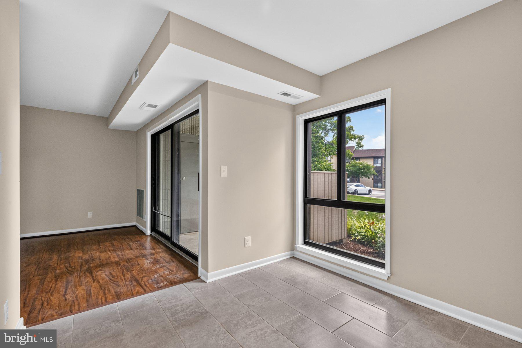 VILLAGE OF LONG REACH - Residential