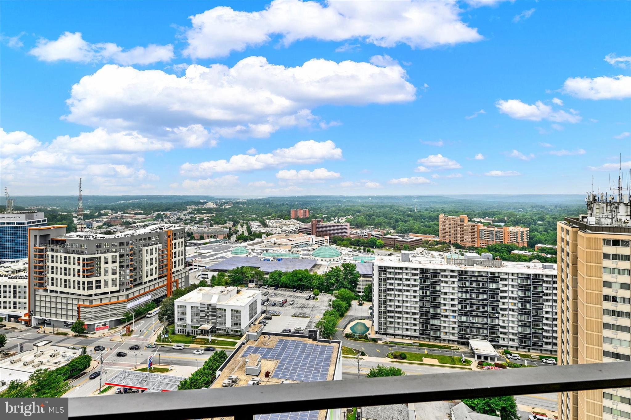 RIDGELY TOWSON CENTER - Residential