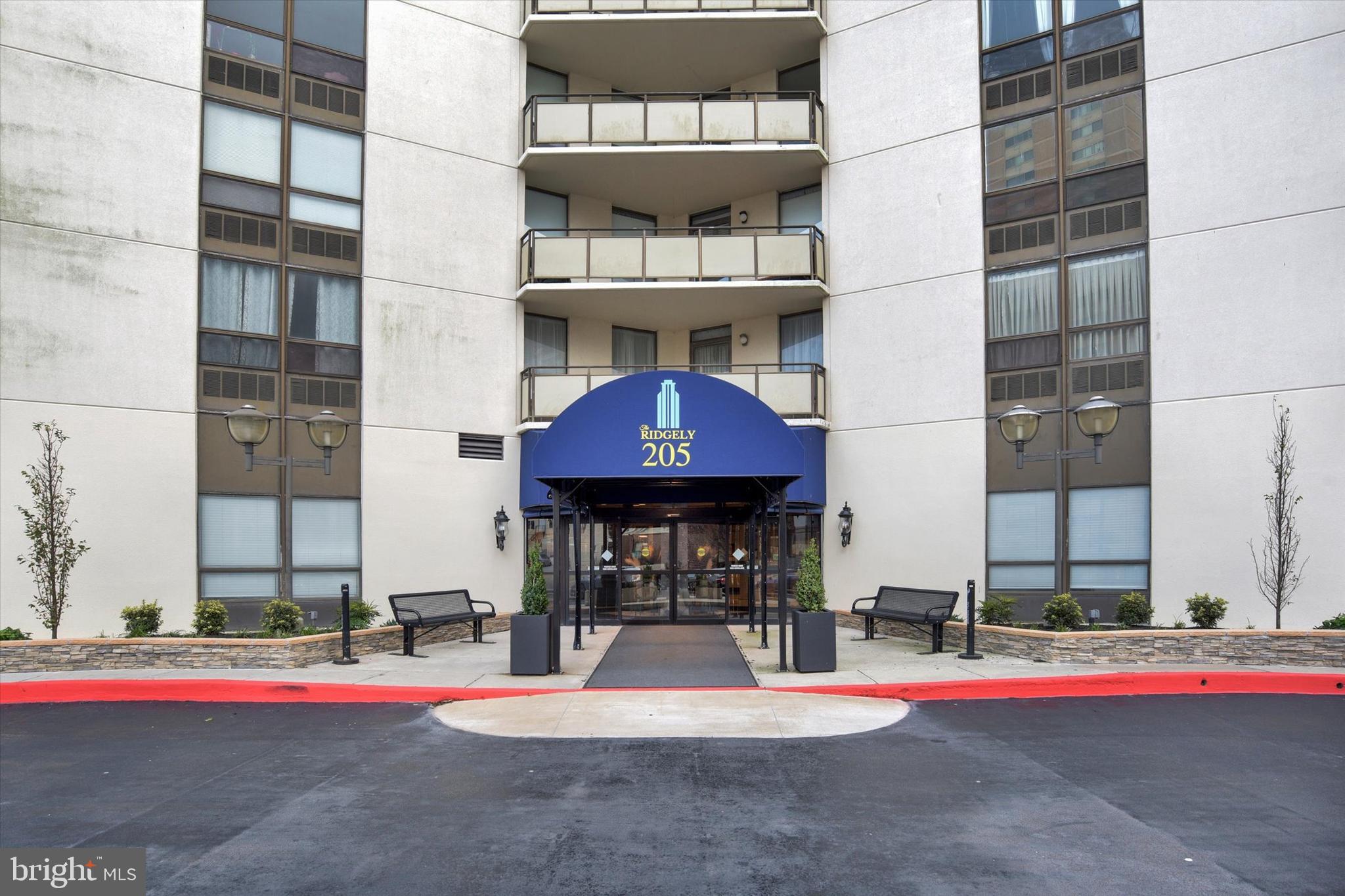 RIDGELY TOWSON CENTER - Residential