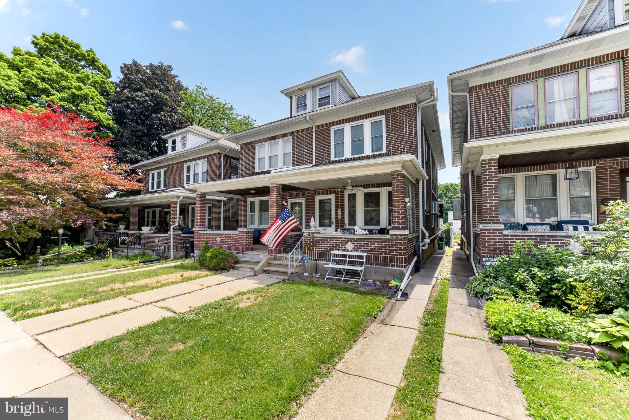 COLLEGE HEIGHTS - Residential