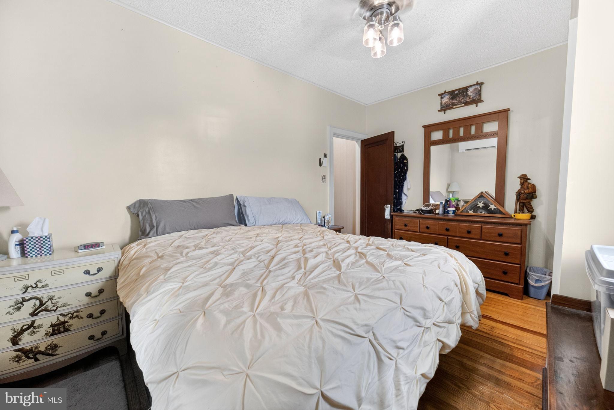 COLLEGE HEIGHTS - Residential