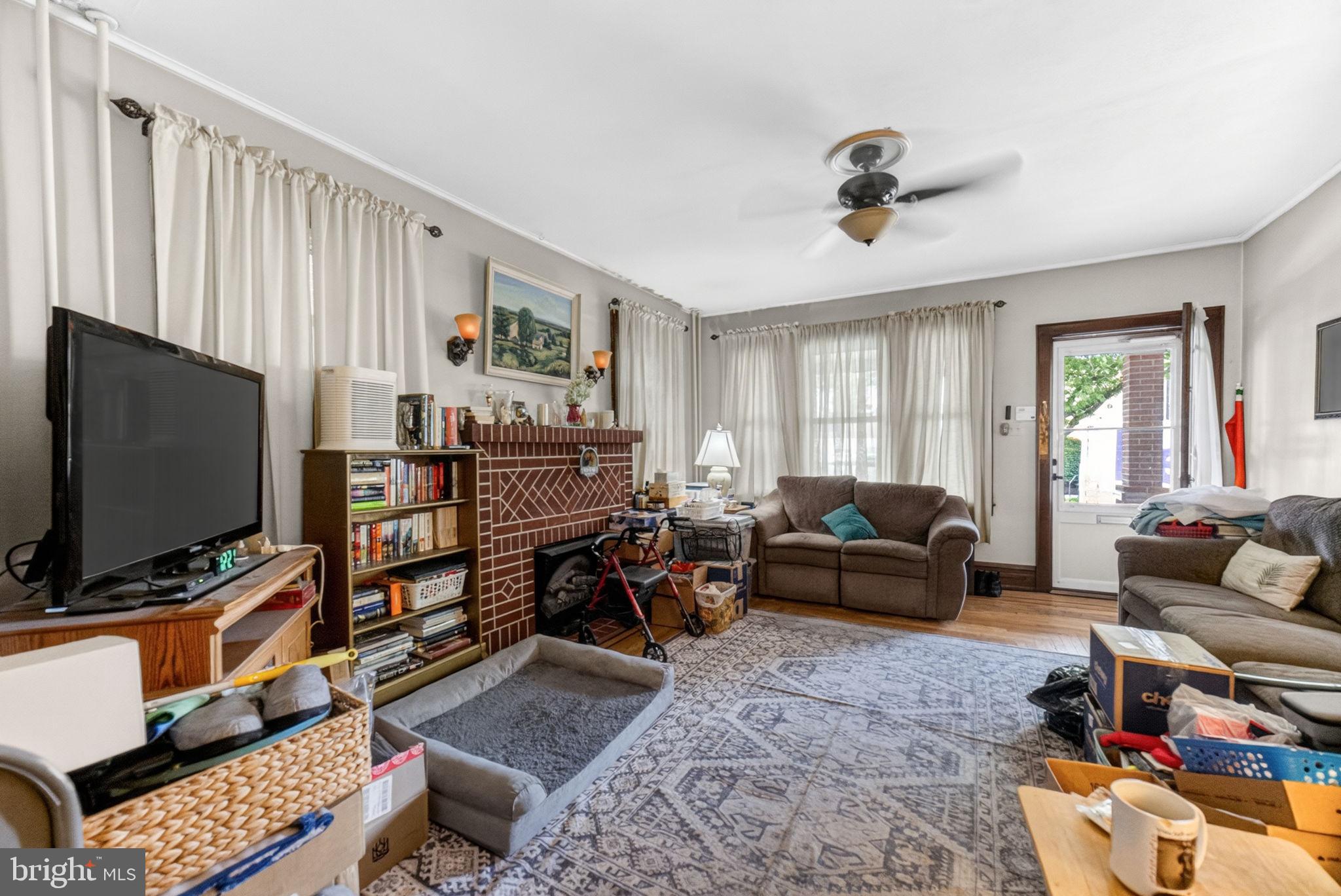 COLLEGE HEIGHTS - Residential