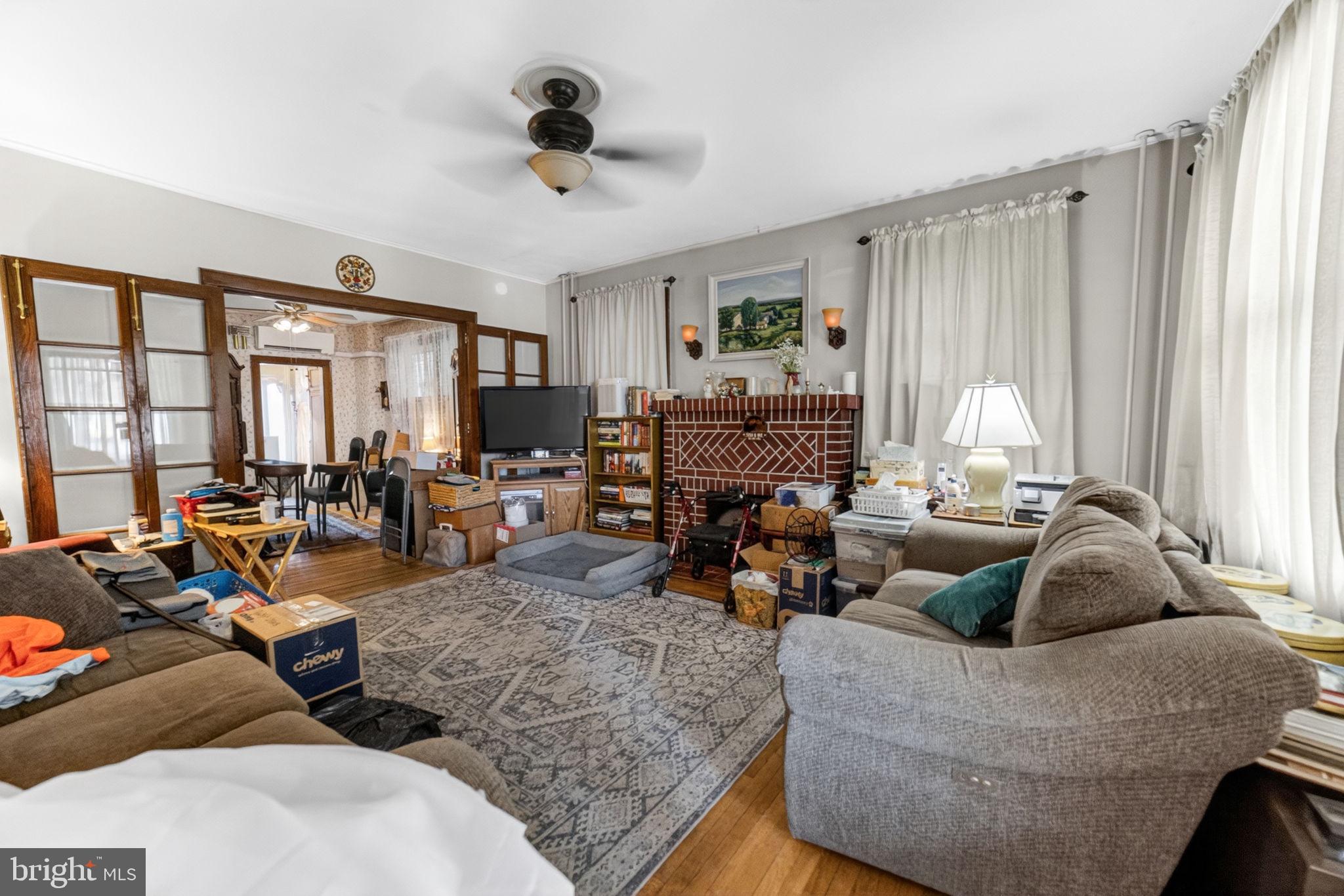 COLLEGE HEIGHTS - Residential