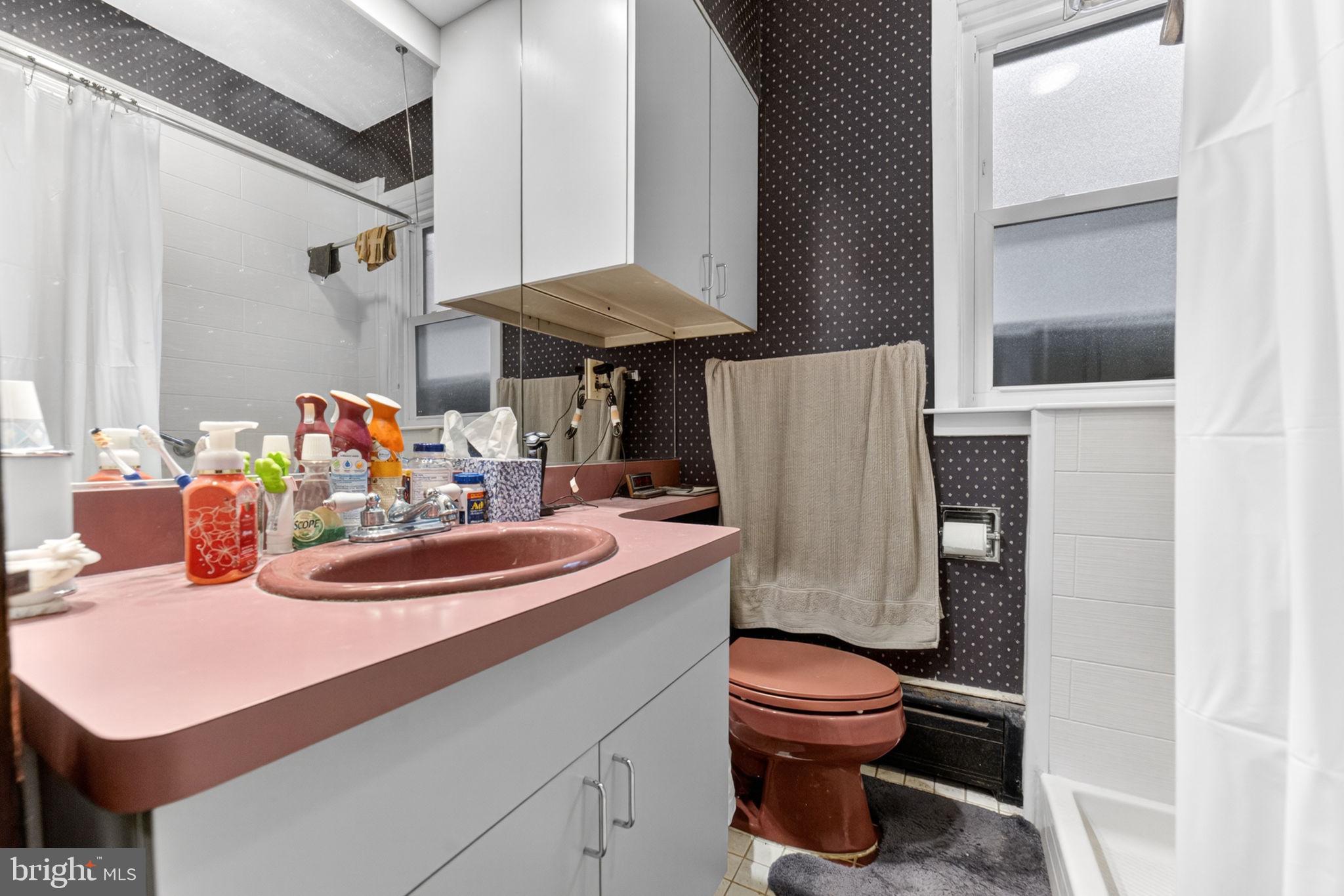COLLEGE HEIGHTS - Residential