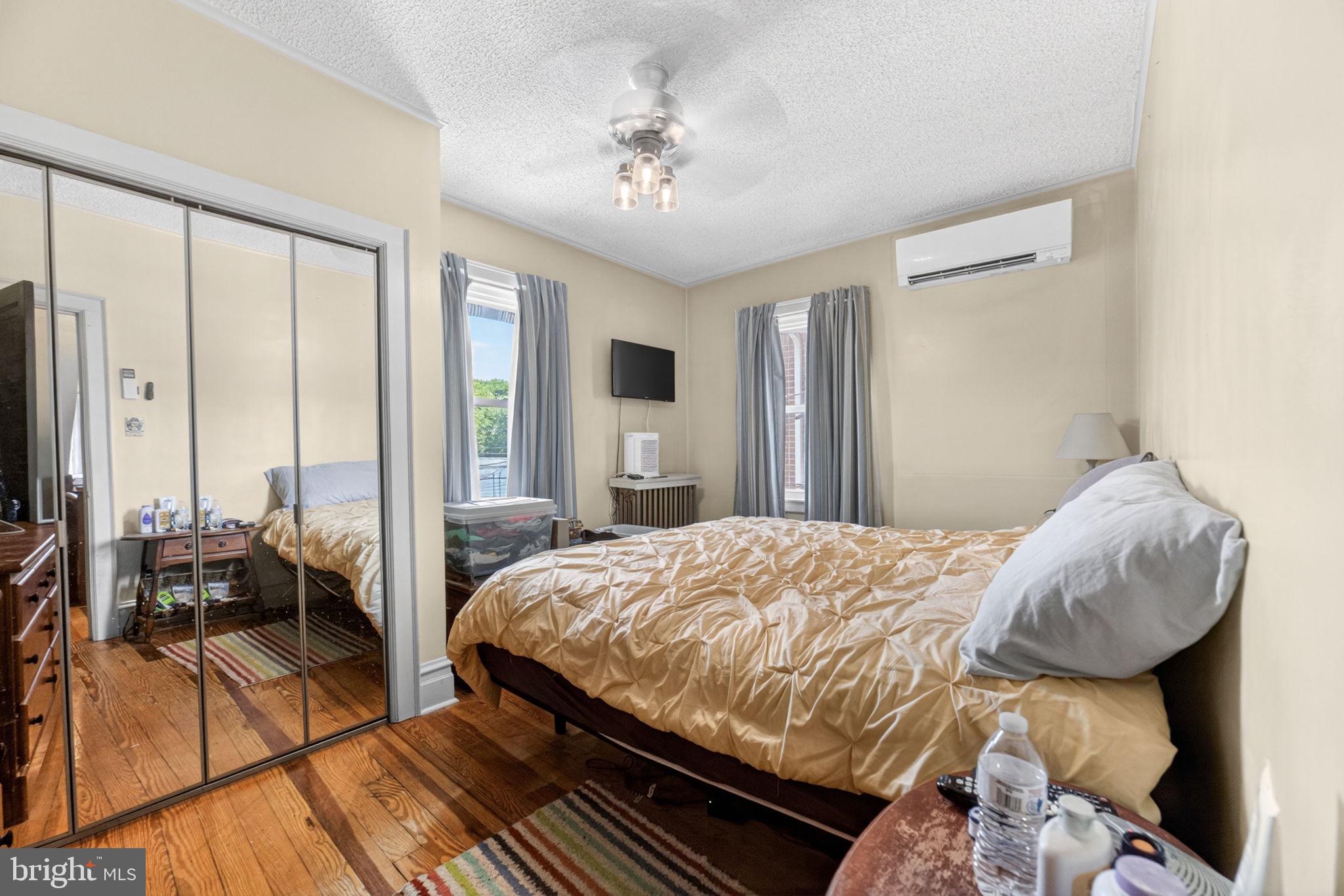 COLLEGE HEIGHTS - Residential