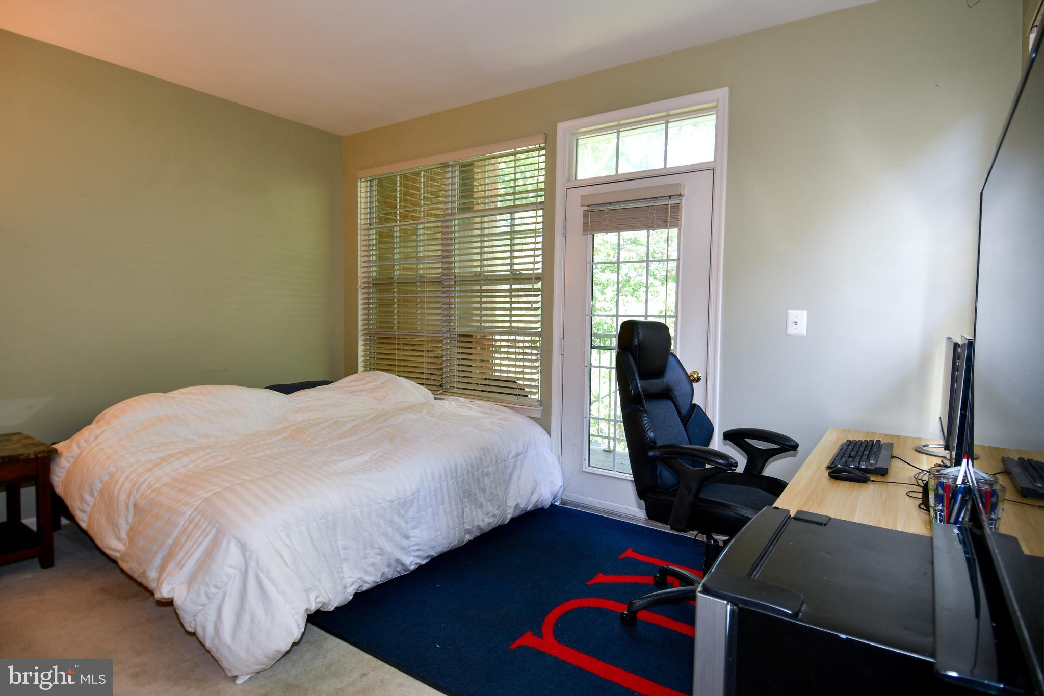 WESTBRIAR PLAZA - Residential
