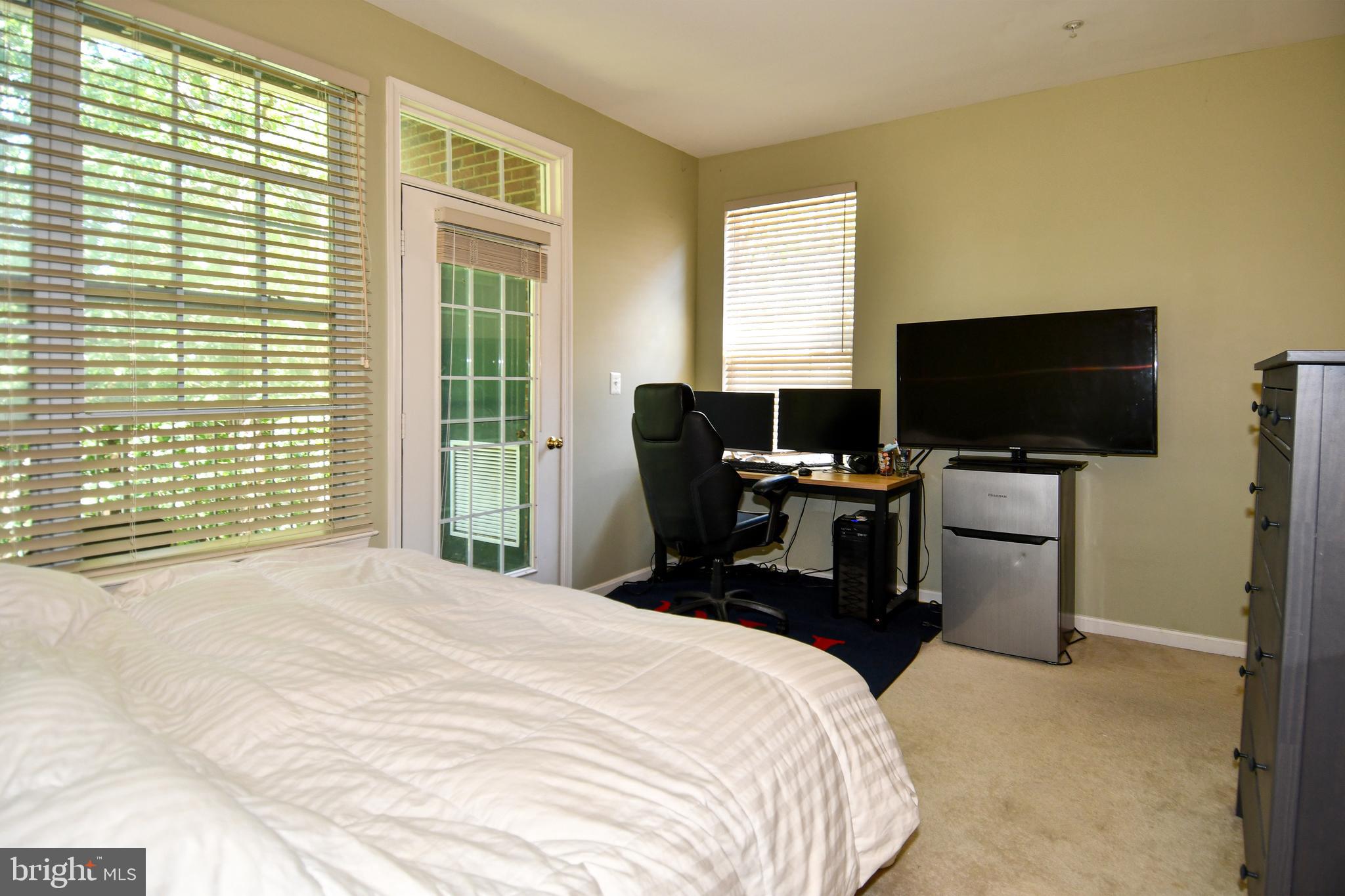 WESTBRIAR PLAZA - Residential