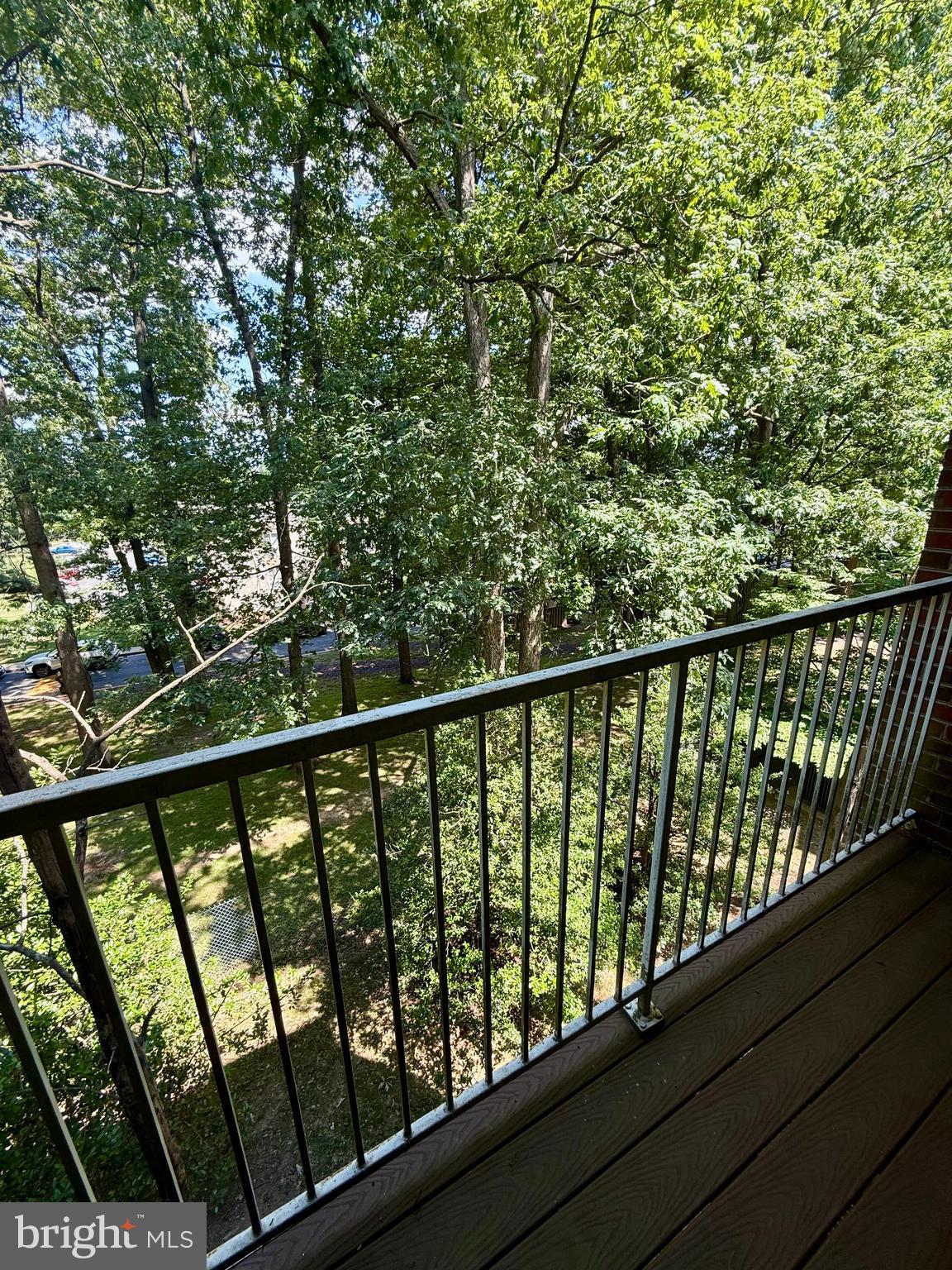 WESTBRIAR PLAZA - Residential