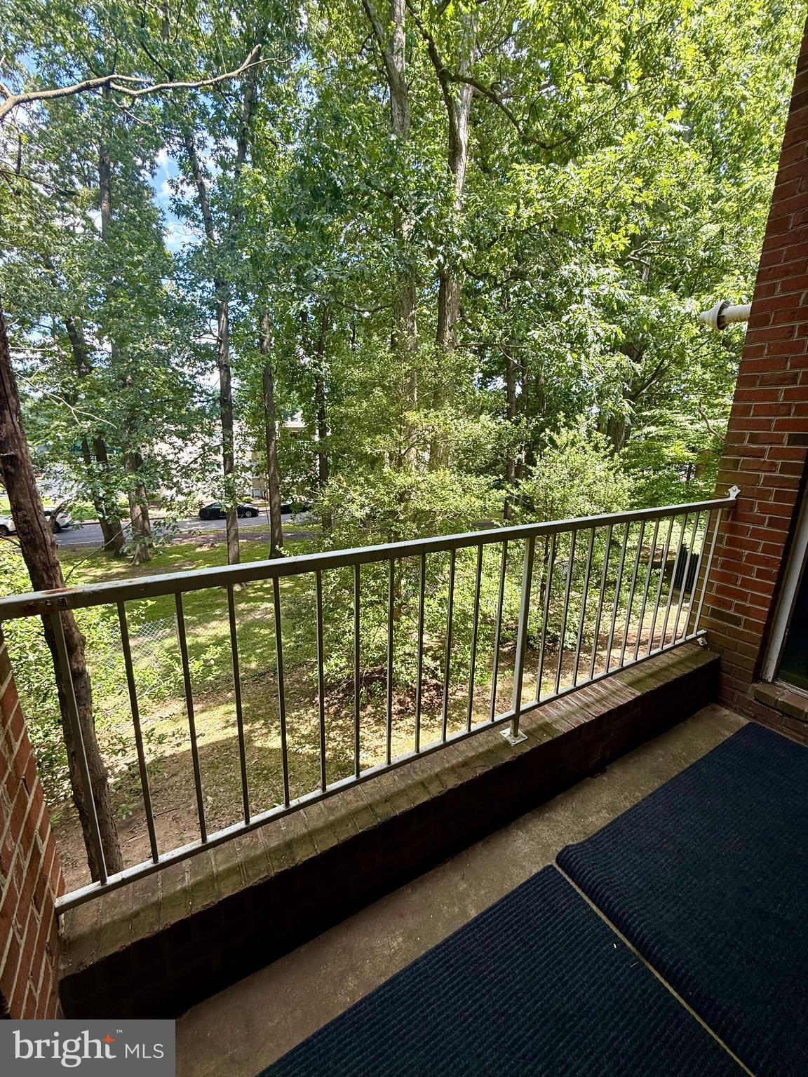 WESTBRIAR PLAZA - Residential