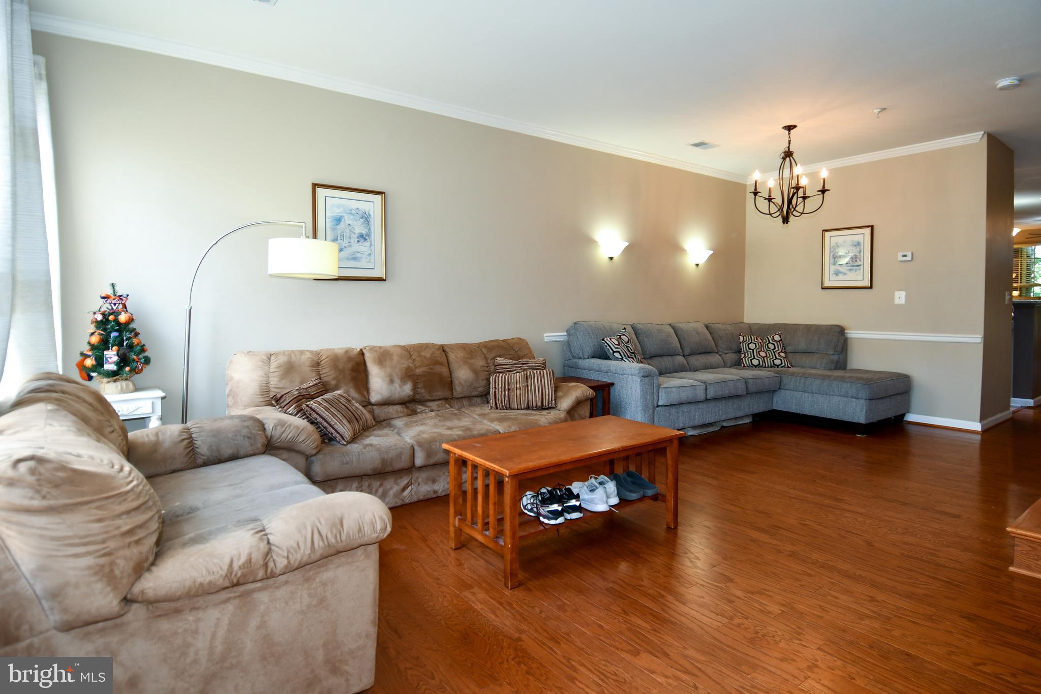 WESTBRIAR PLAZA - Residential