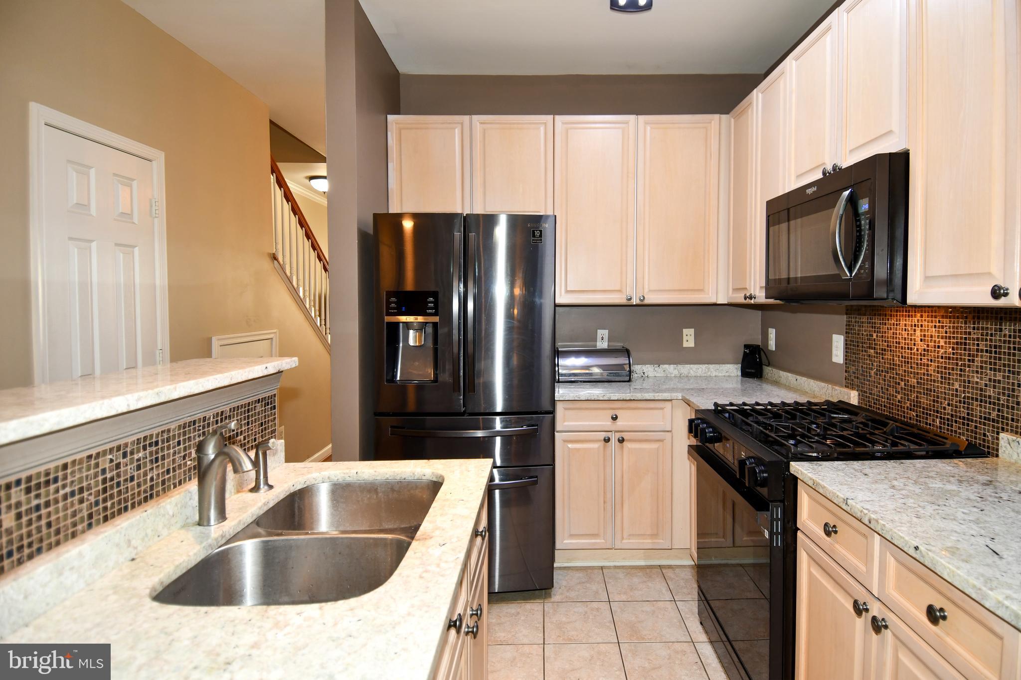 WESTBRIAR PLAZA - Residential
