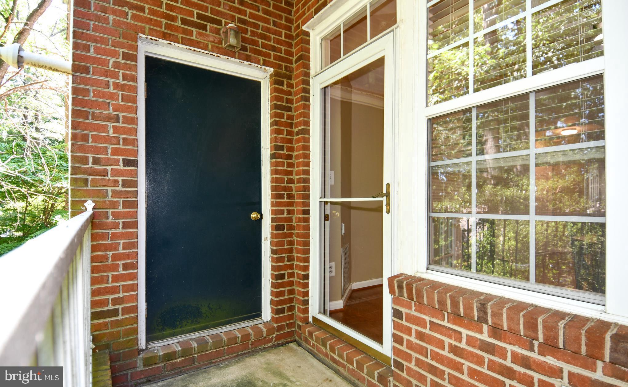 WESTBRIAR PLAZA - Residential