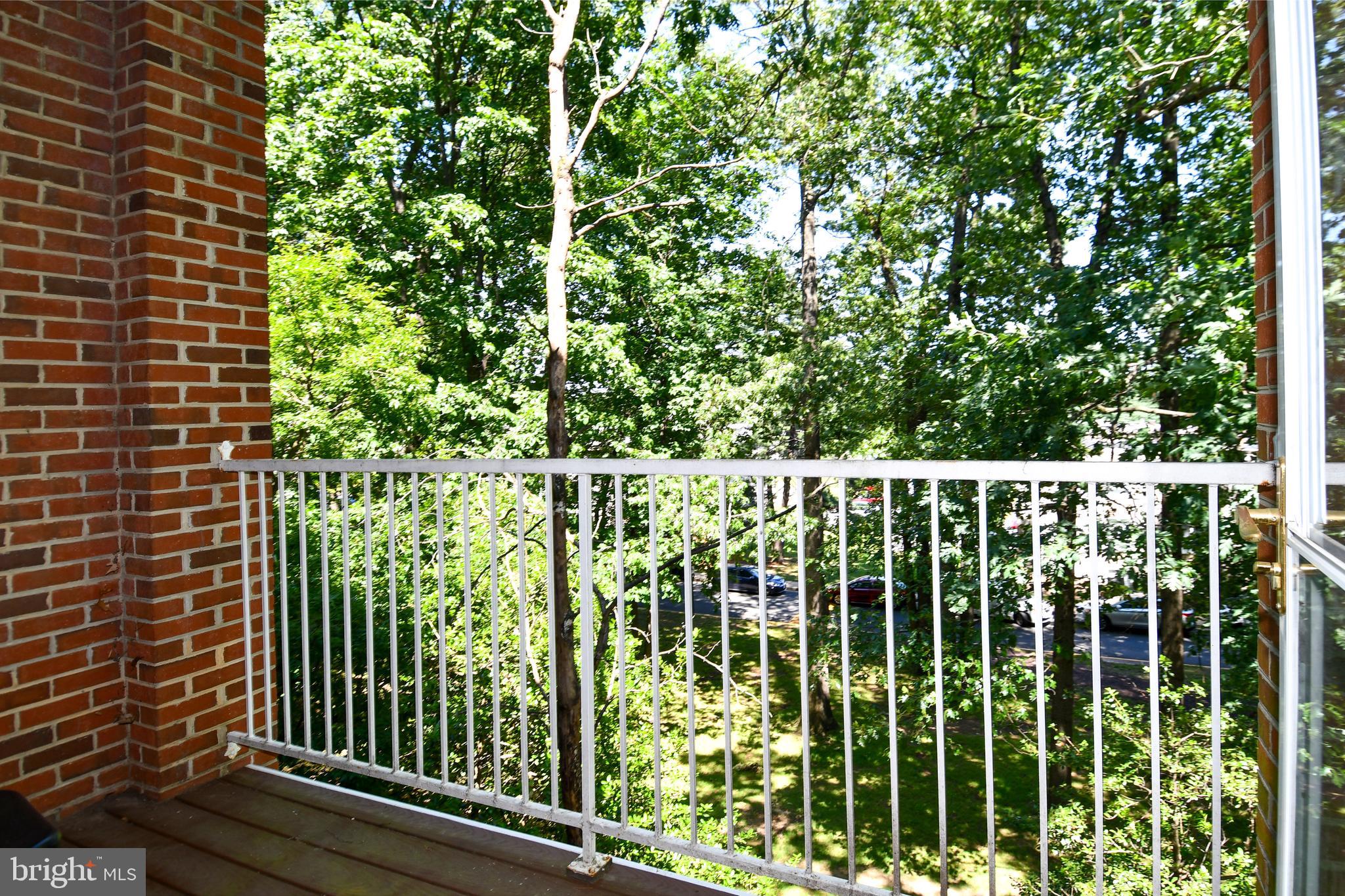 WESTBRIAR PLAZA - Residential