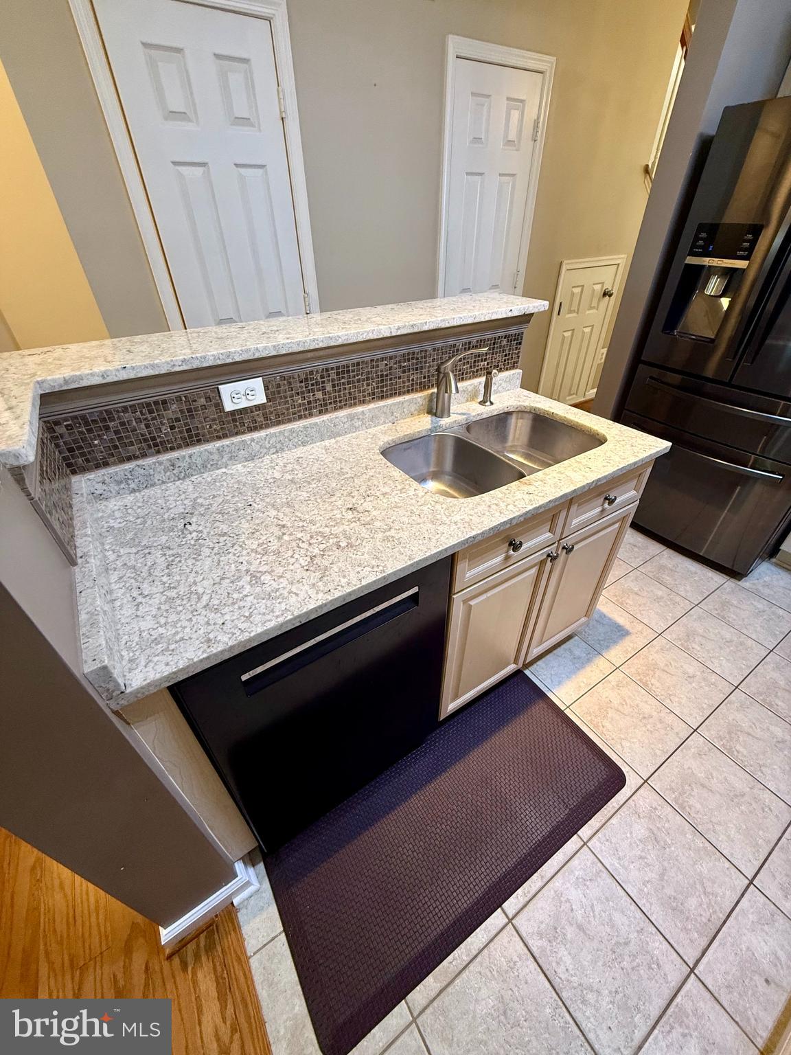 WESTBRIAR PLAZA - Residential