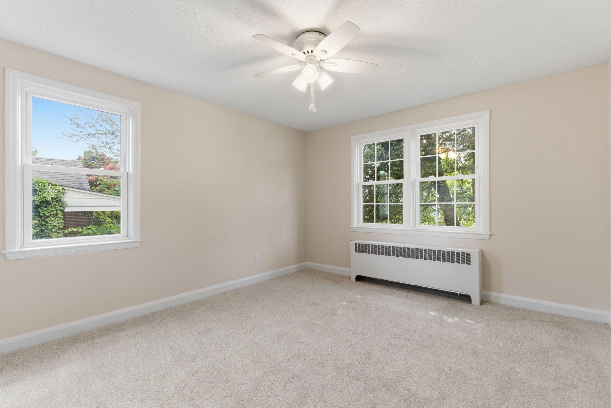 COLONIAL GARDENS - Residential