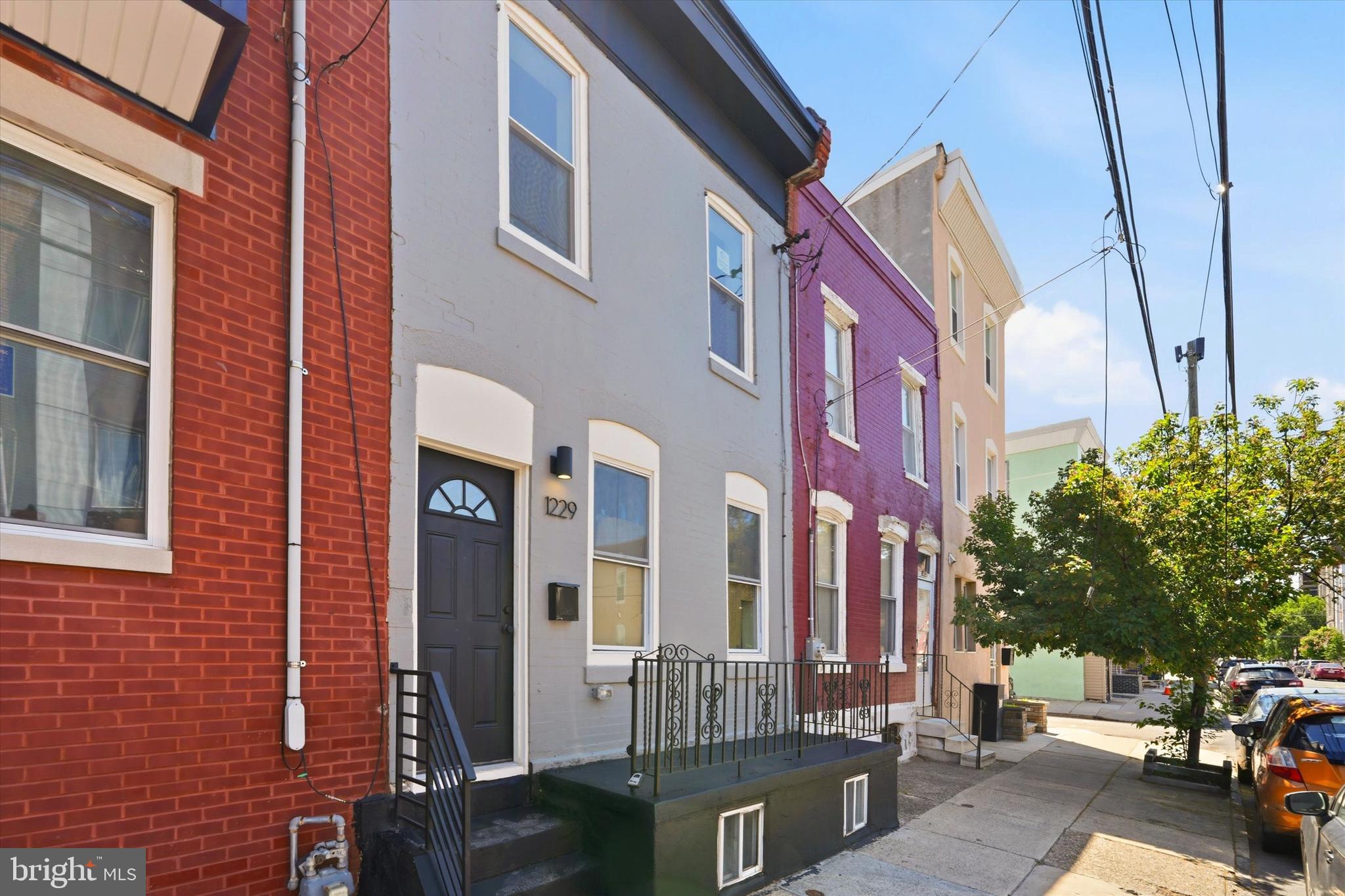 POINT BREEZE - Residential