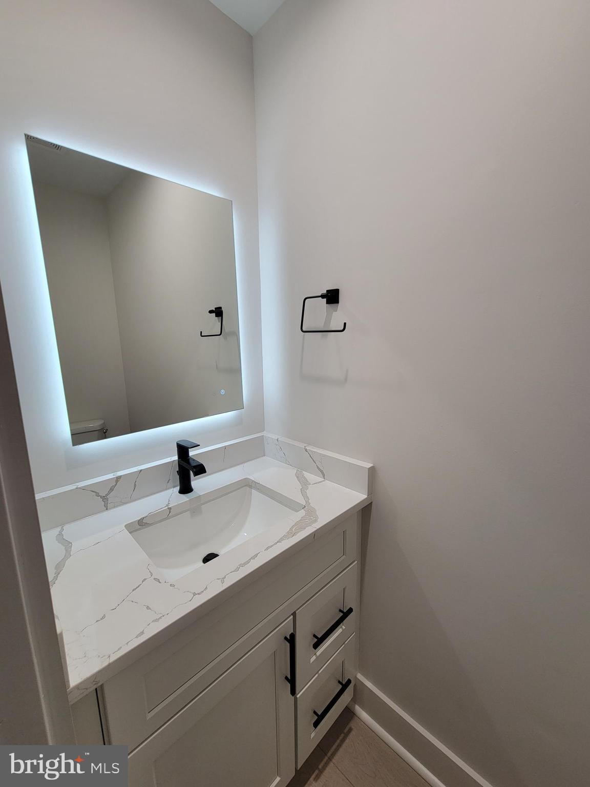 PETWORTH - Residential Lease